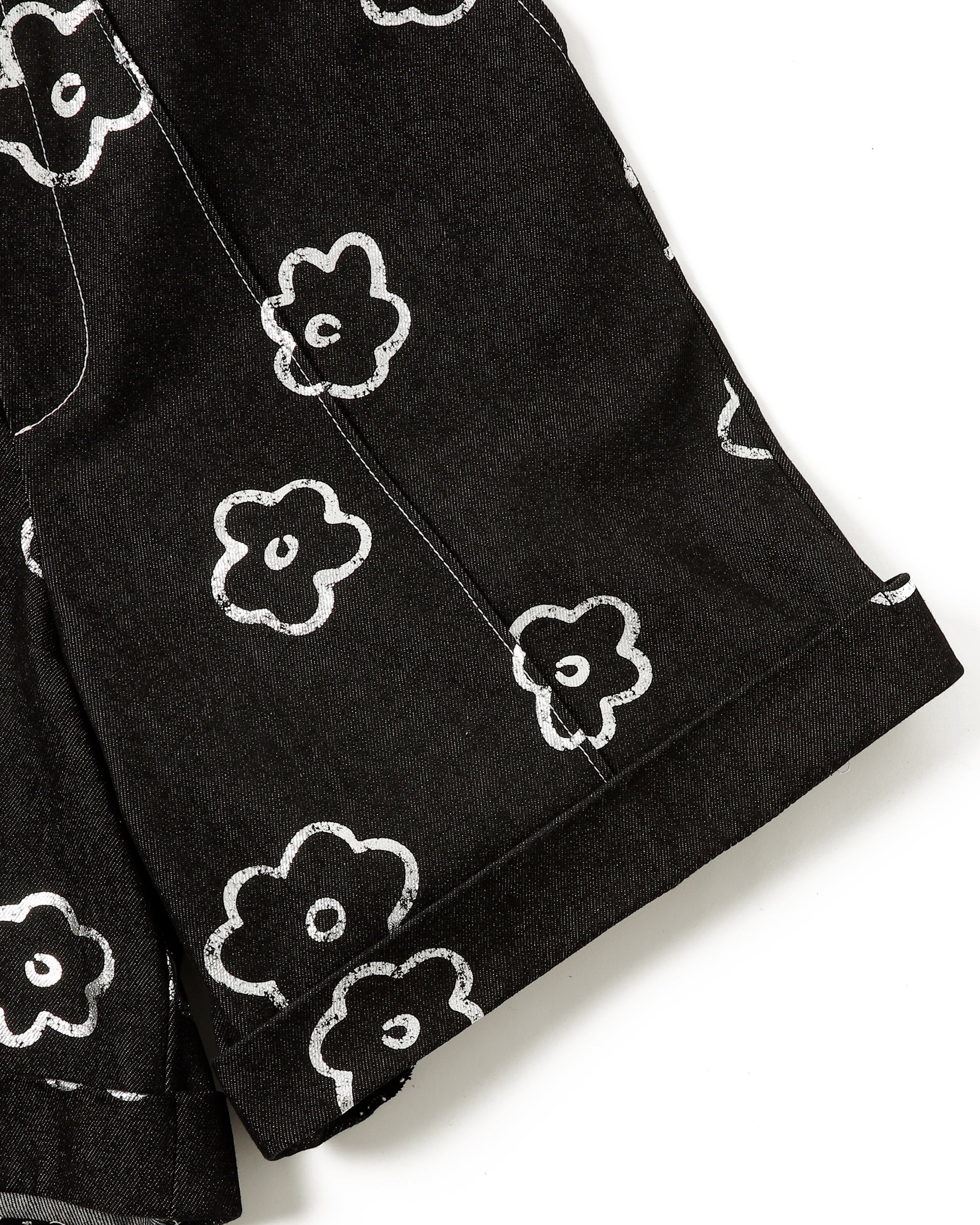 Silver flower half denim pants