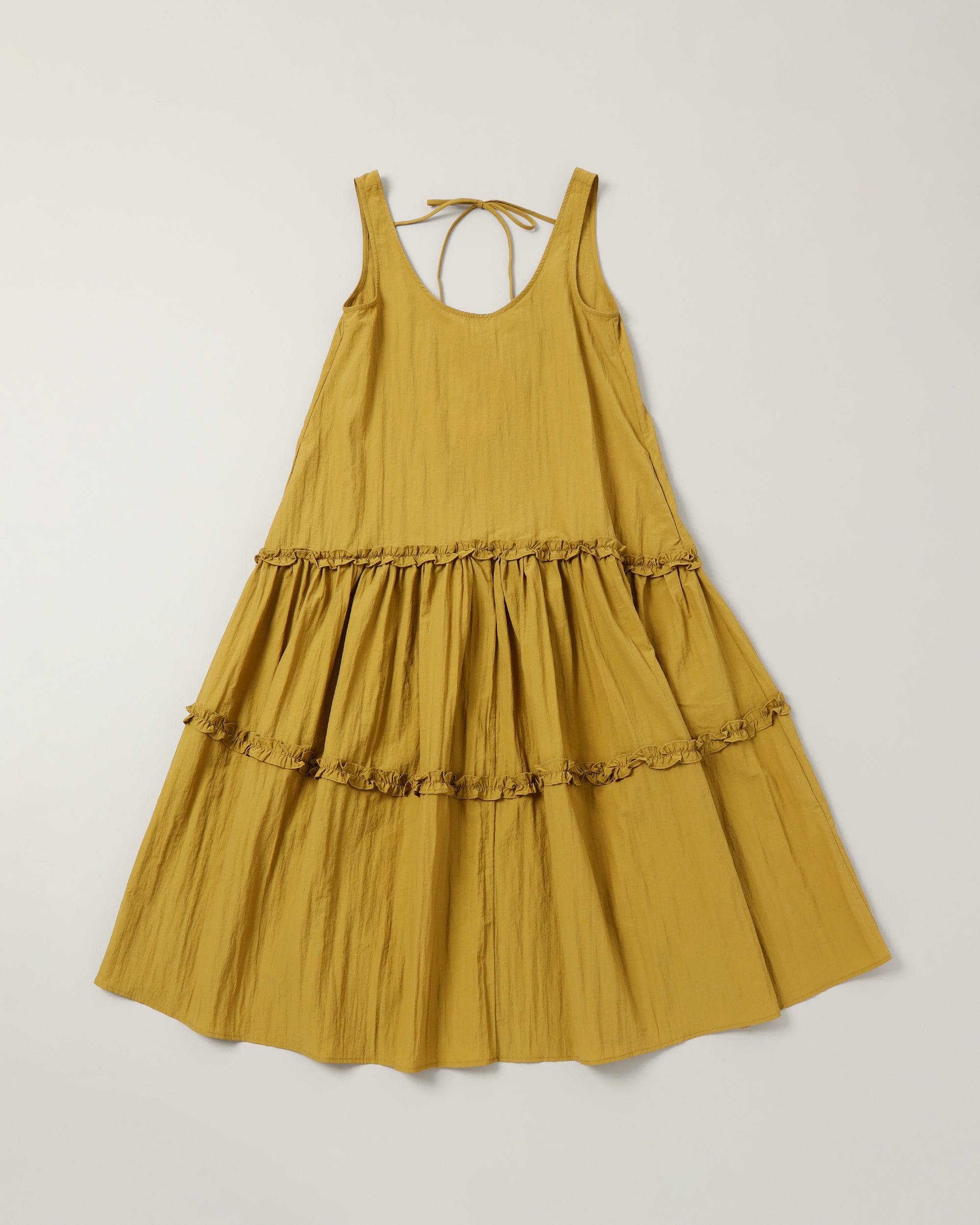 <b>GHOSSPELL</b><br>Yala Midi Dress