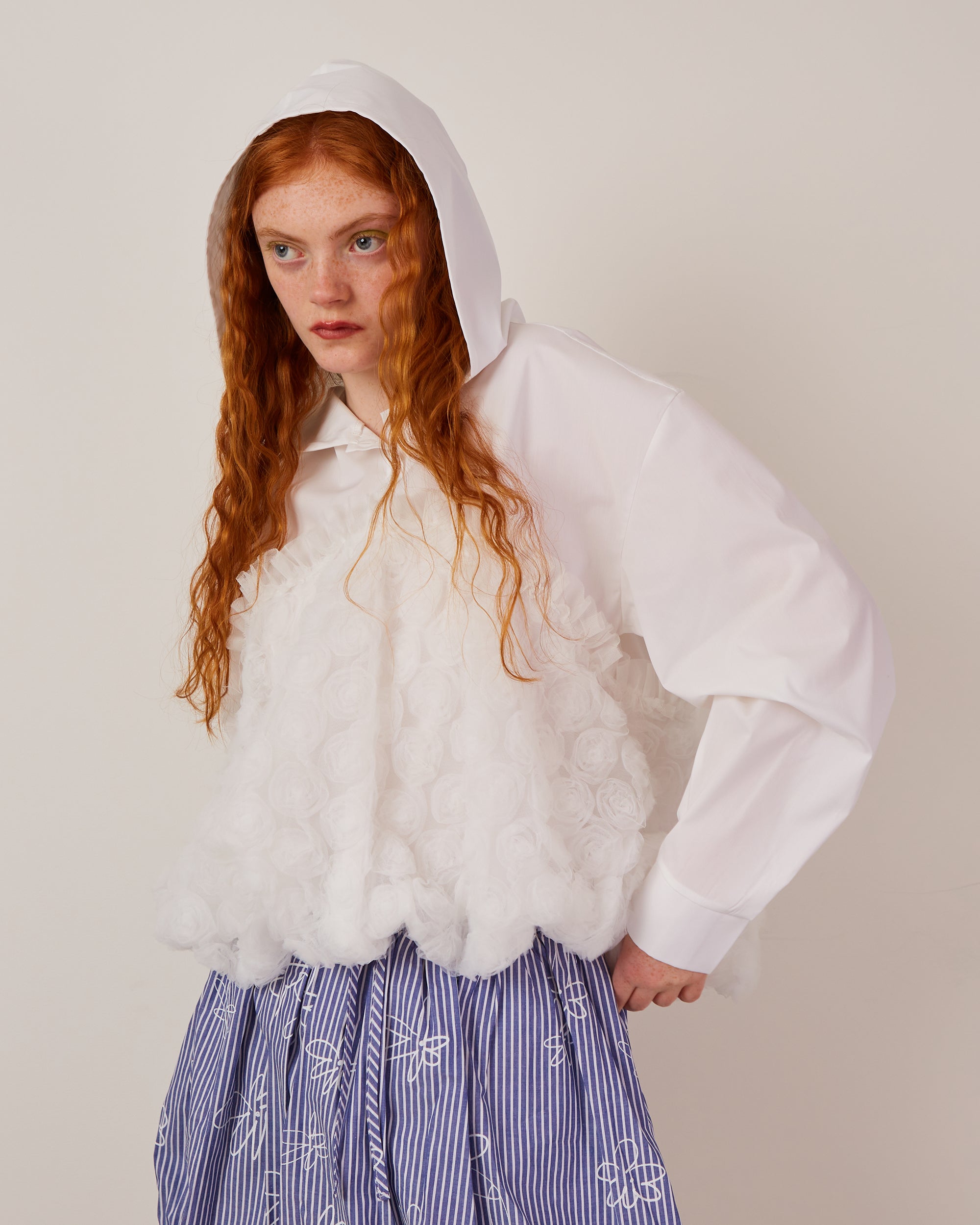 Tulle balloon hoodie shirt