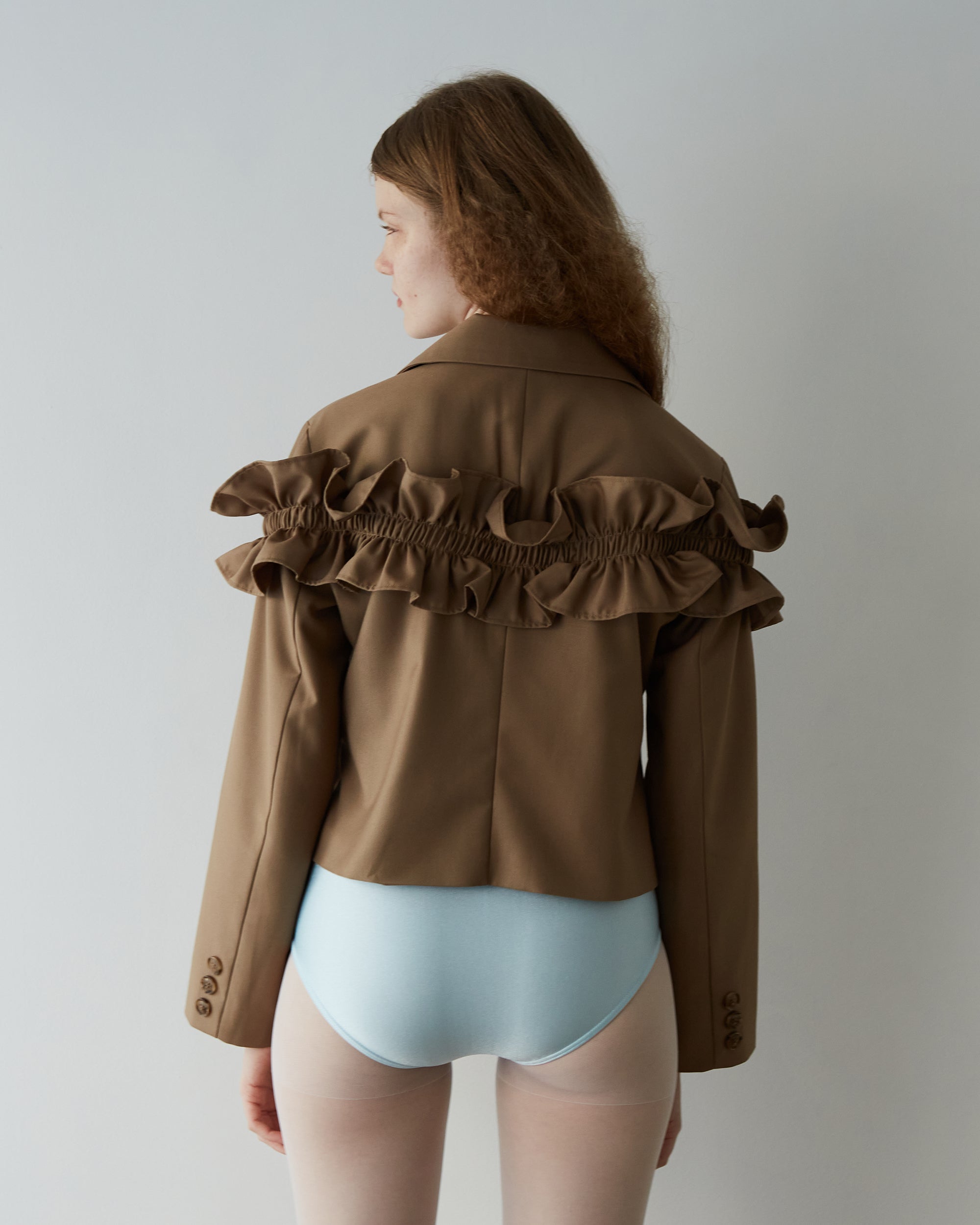 Gathered frill short jacket (light brown)