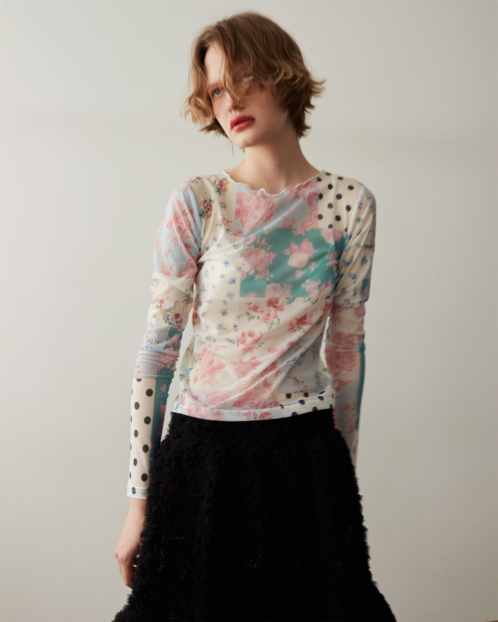 Nostalgic patchwork see-through tops (round neck)