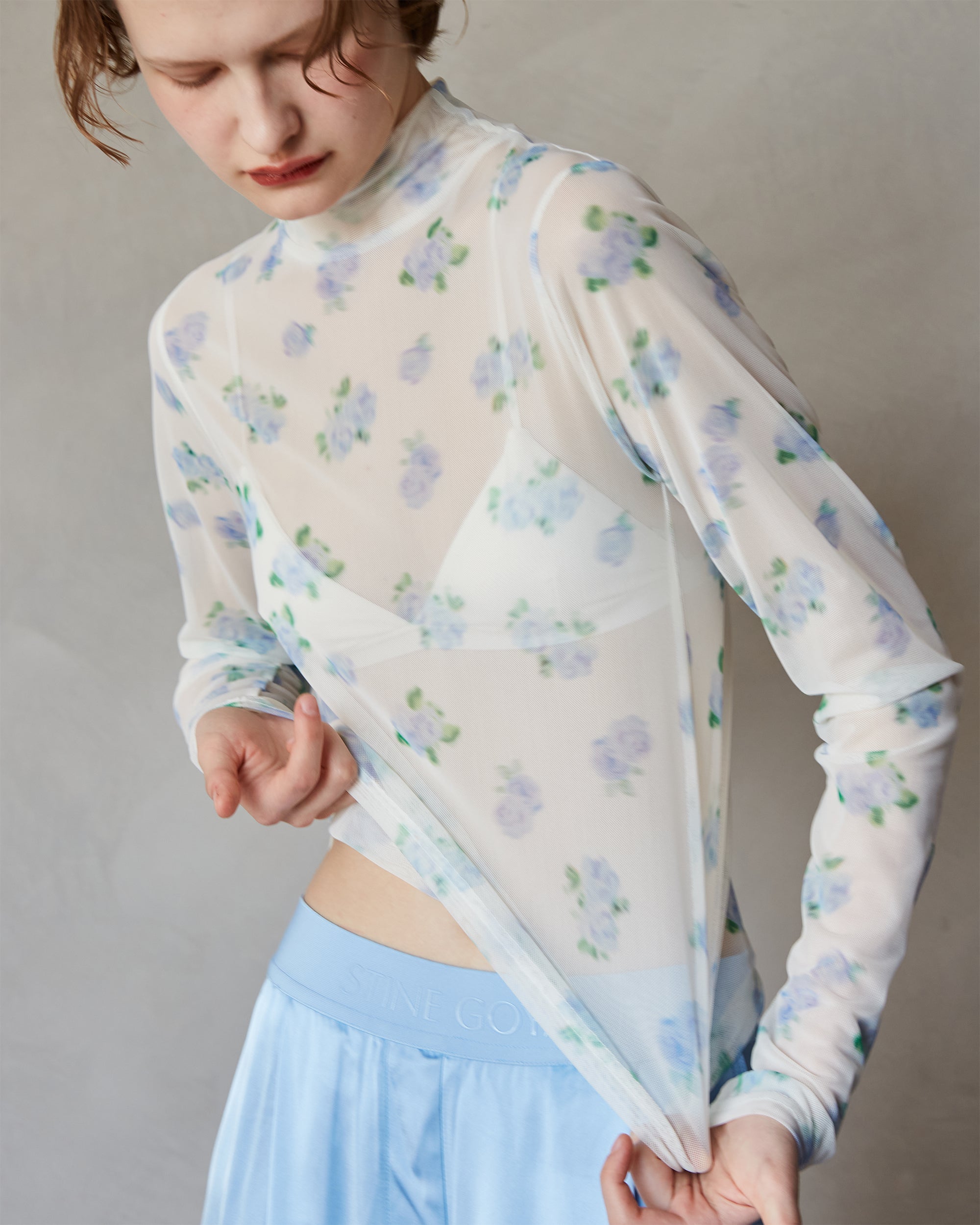 Blue blurred flower see-through tops (high neck)