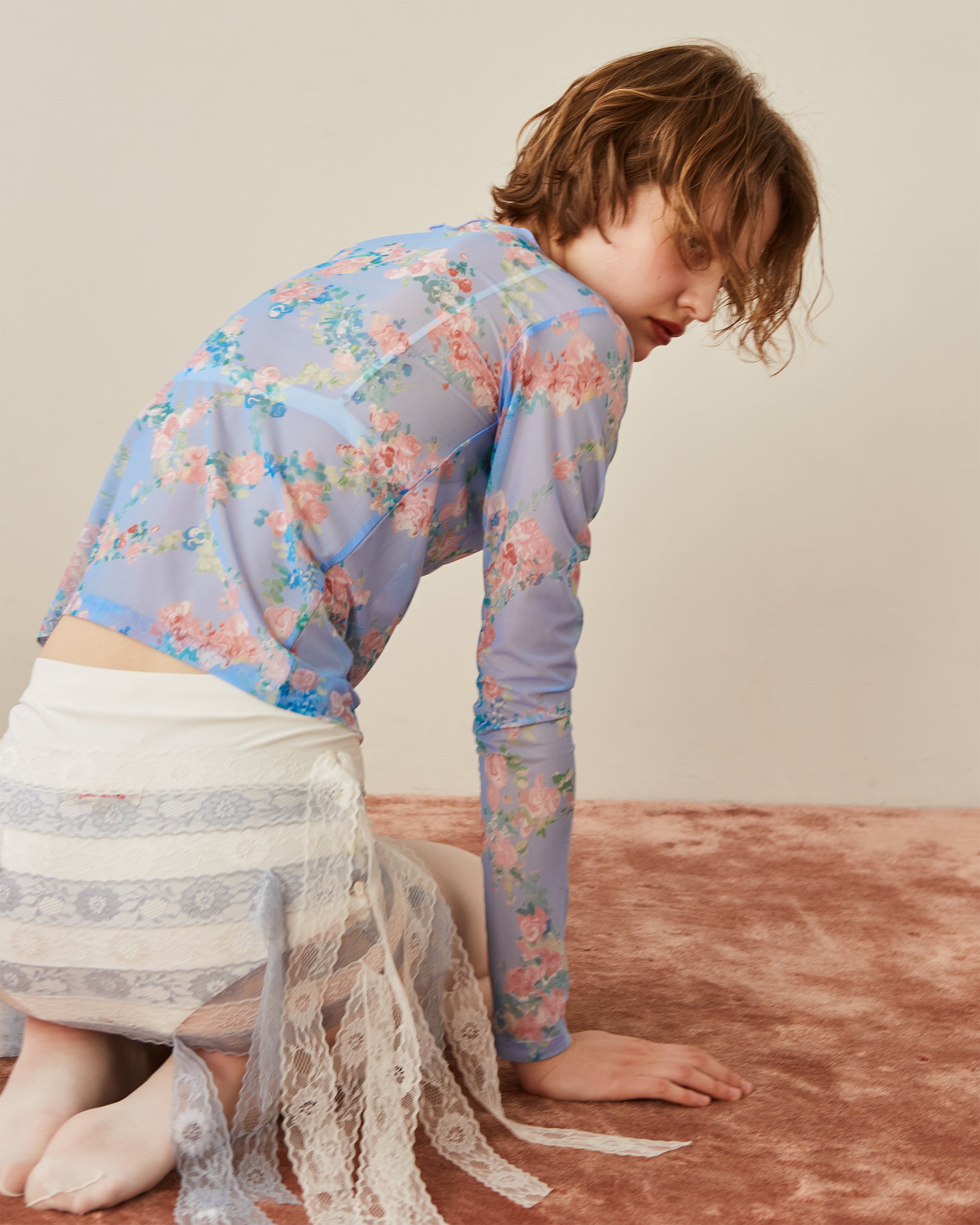 Art blooming flower see-through tops (round neck)