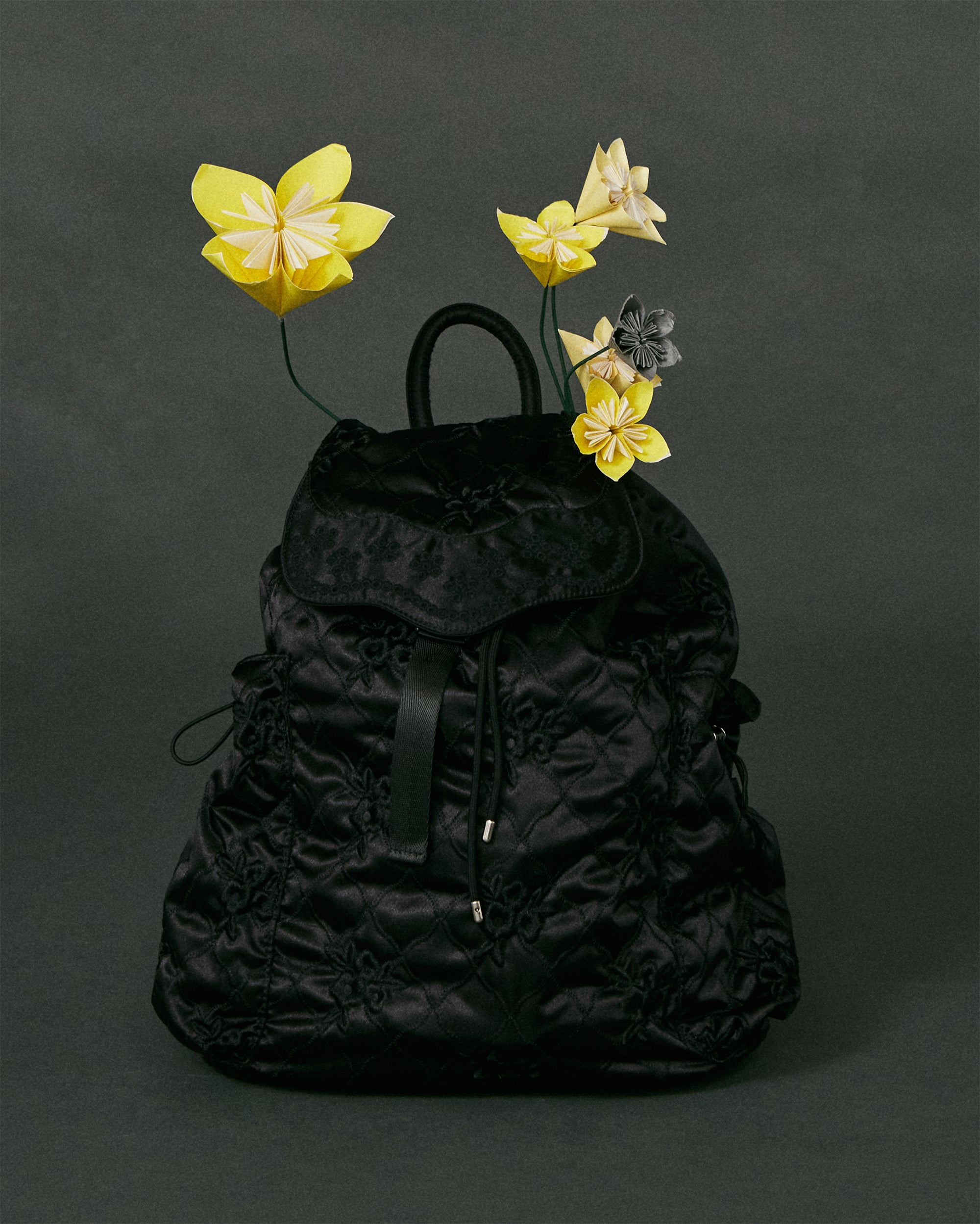pointe backpack (black)
