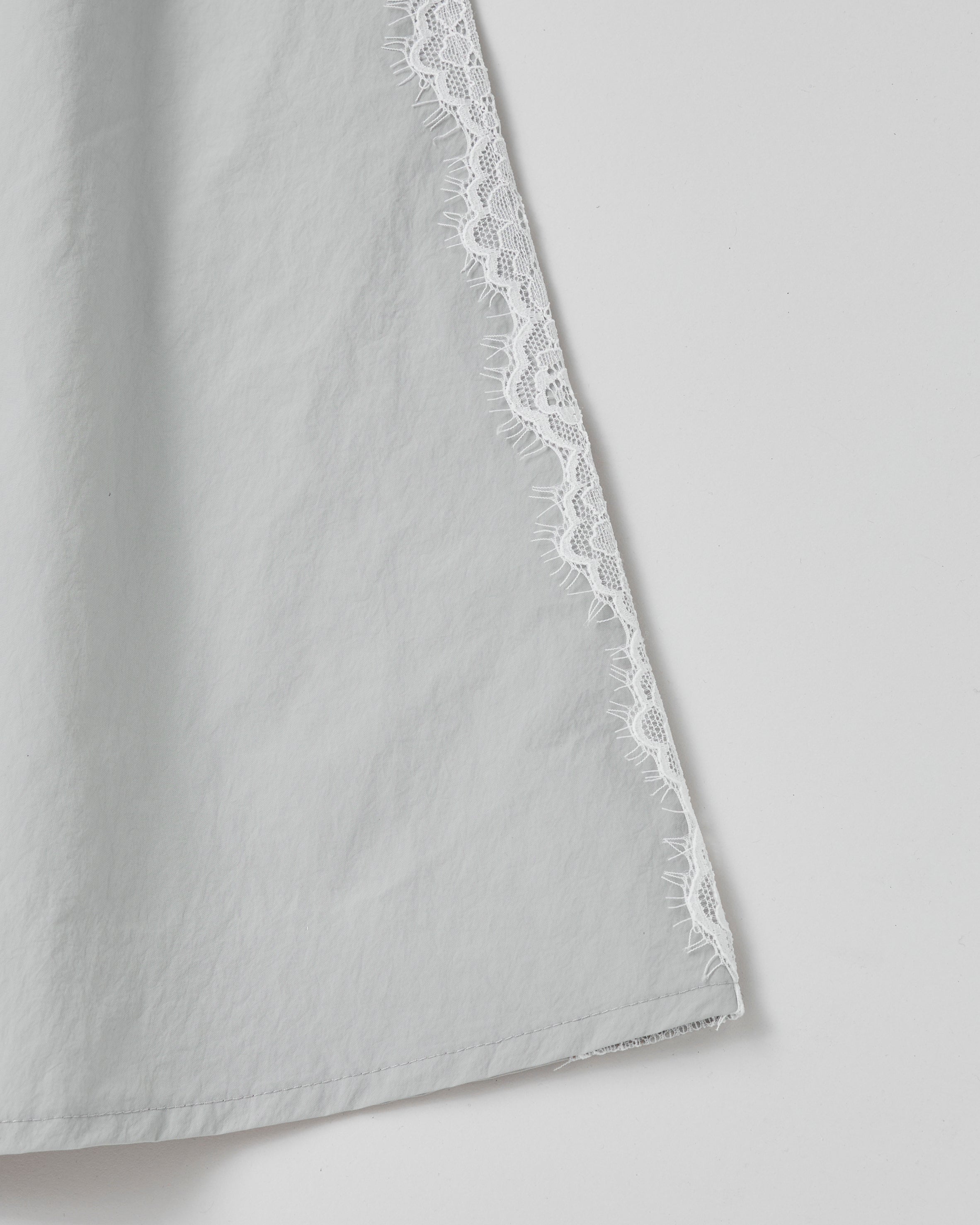 Lace nylon flare skirt