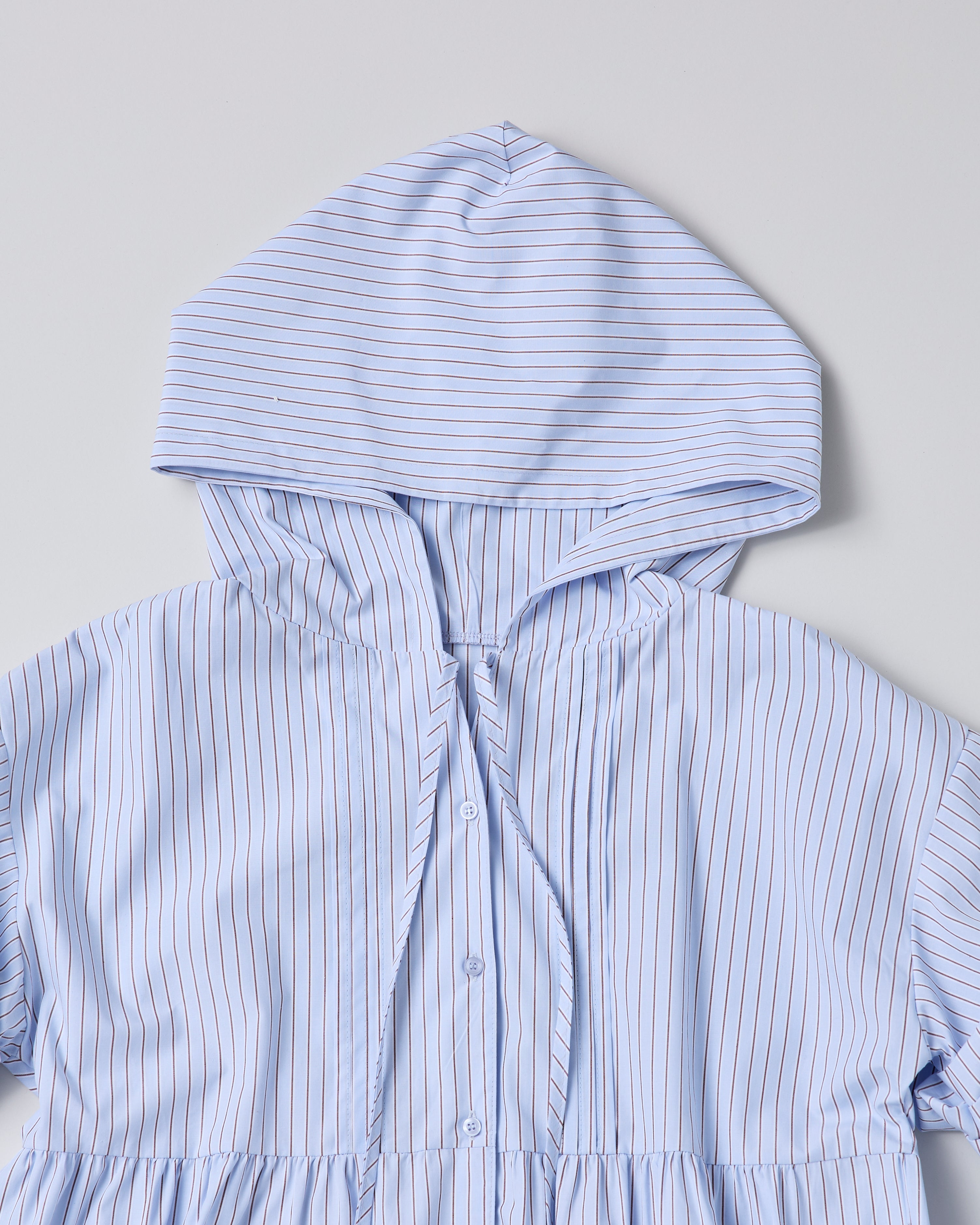 Hoodie tiered one-piece (stripe)