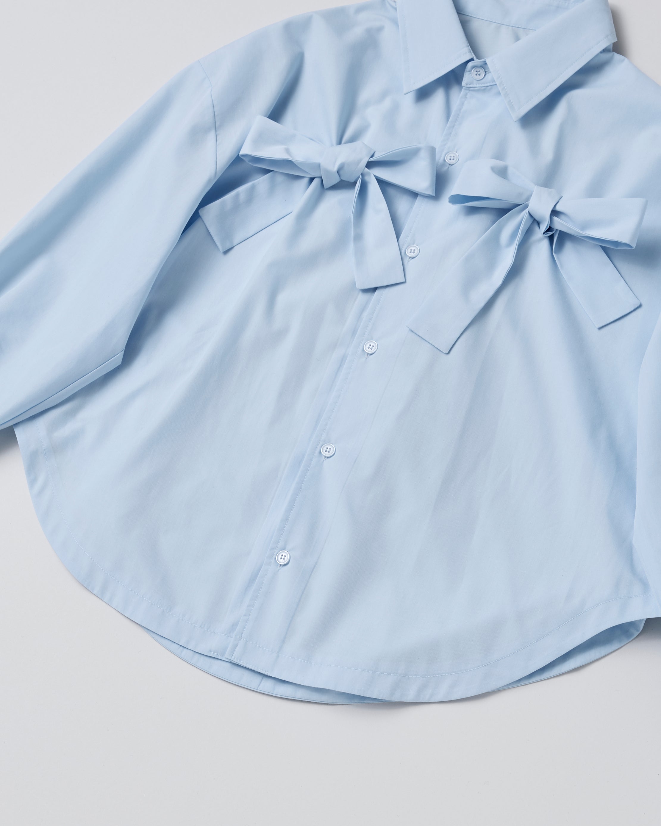 Double ribbon shirt (light blue)