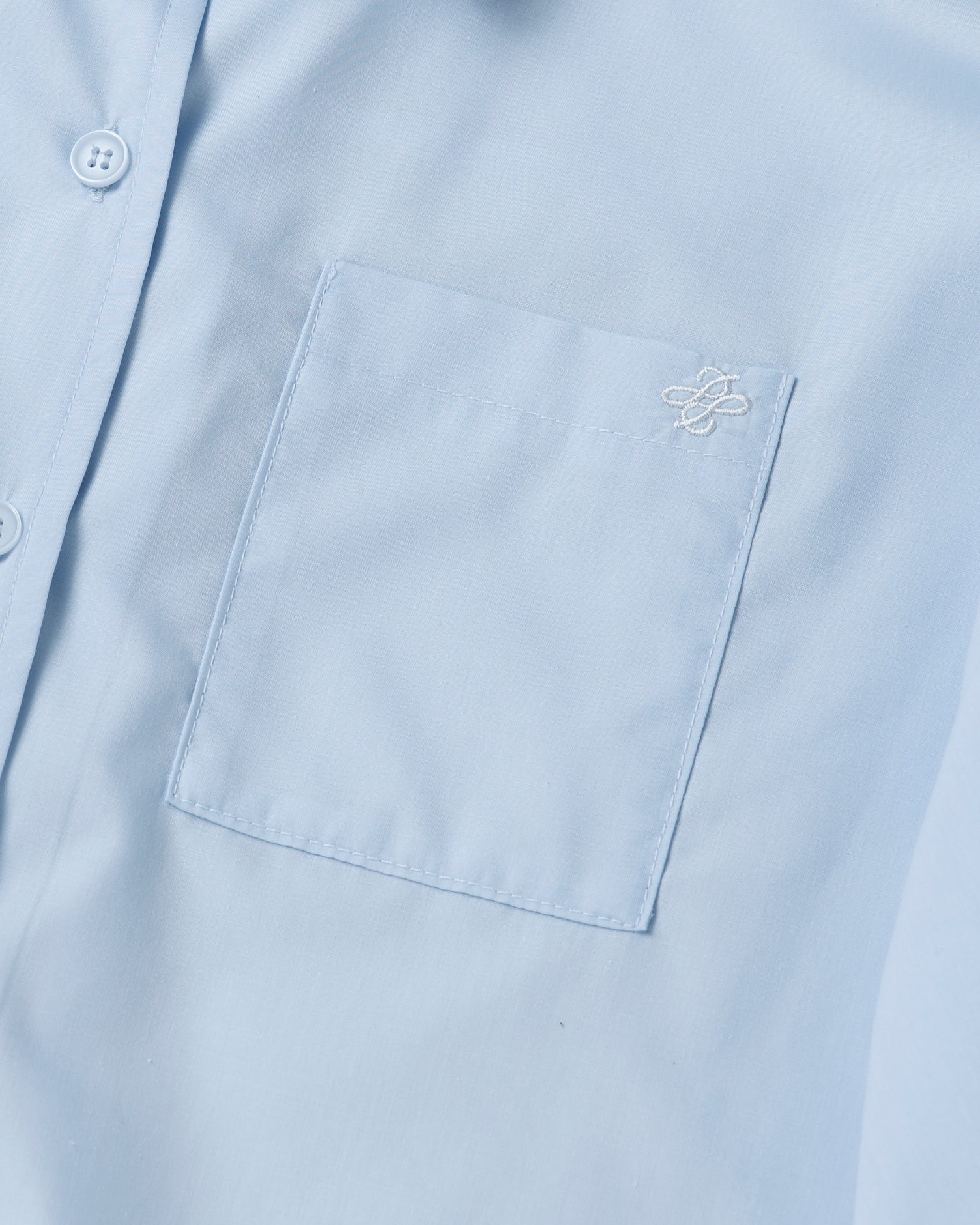 Curved hemline short shirt (light blue)