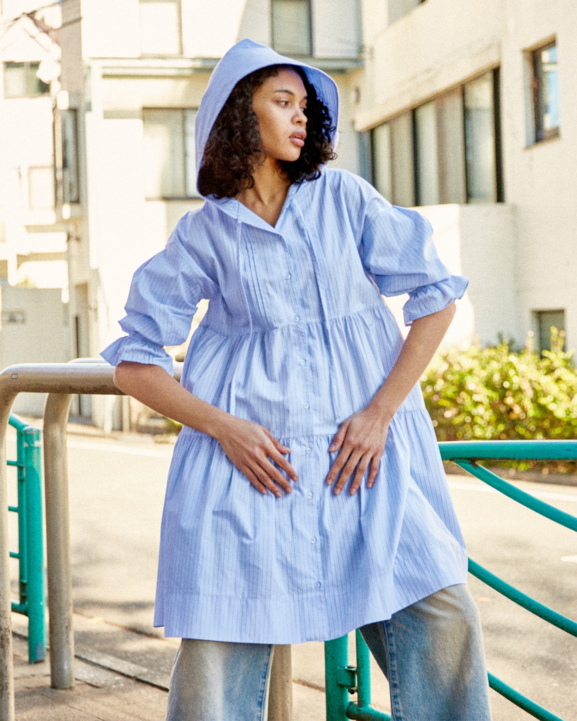 Hoodie tiered one-piece (stripe)