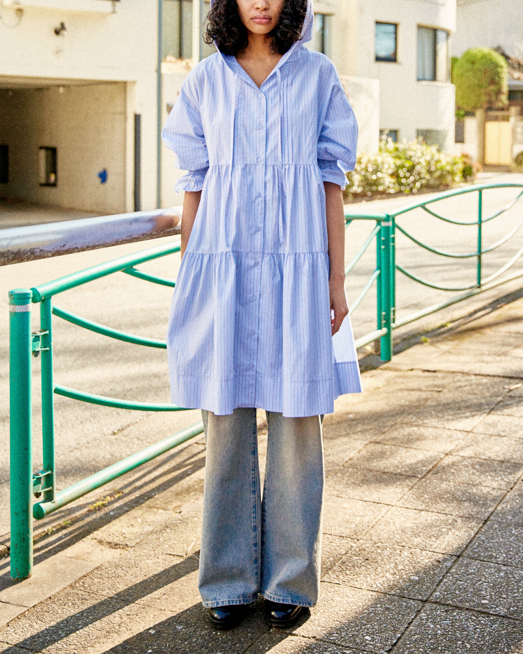 Hoodie tiered one-piece (stripe)