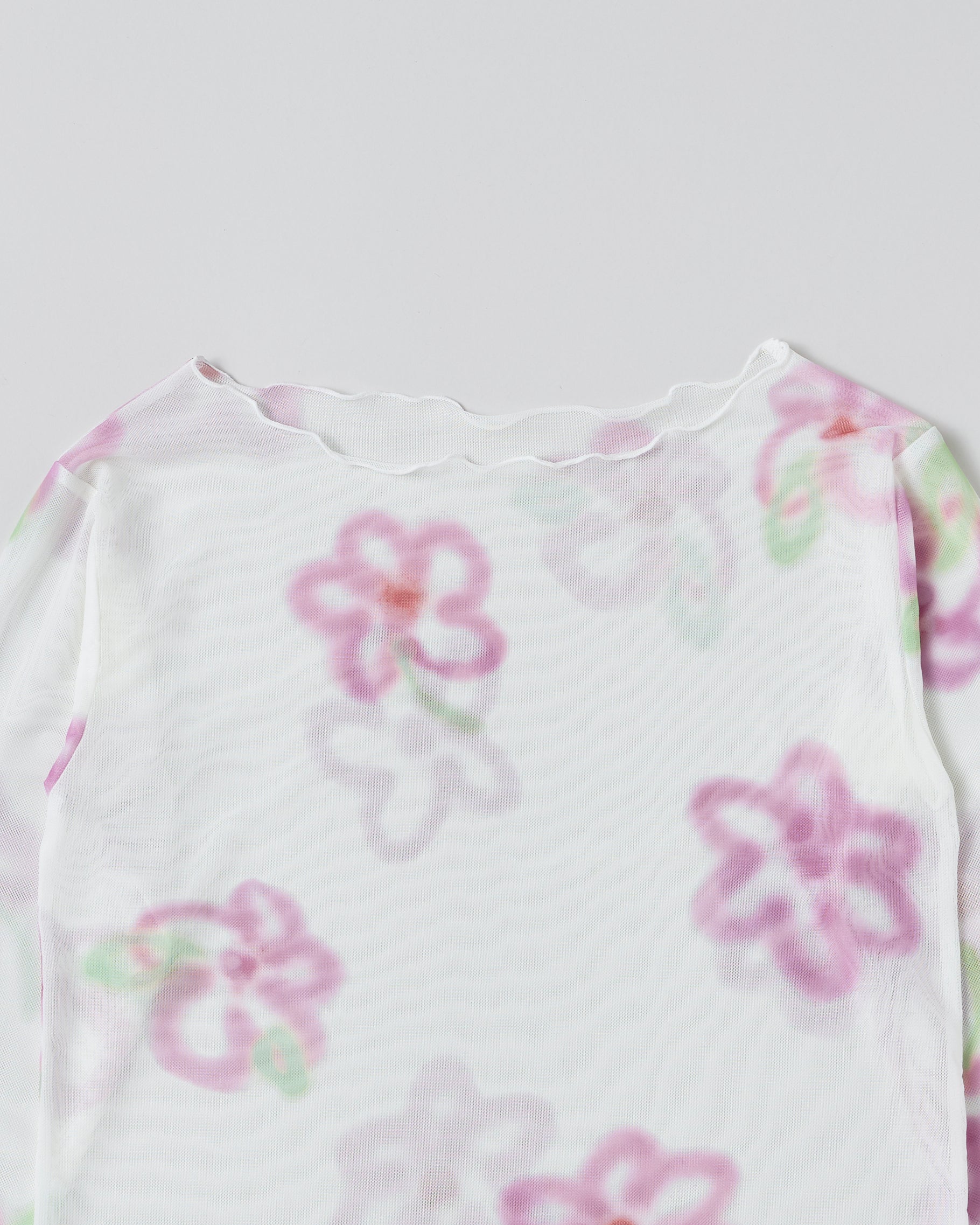 Pink spray flower see-through tops (round neck)
