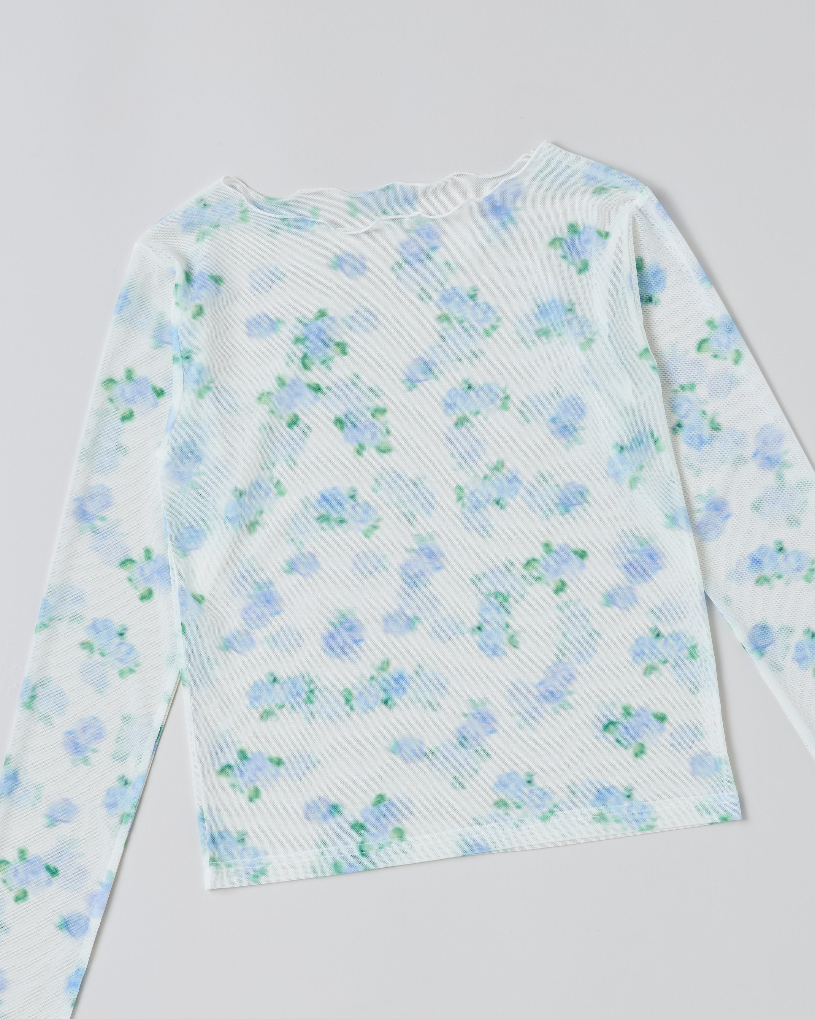 Blue blurred flower see-through tops (round neck)
