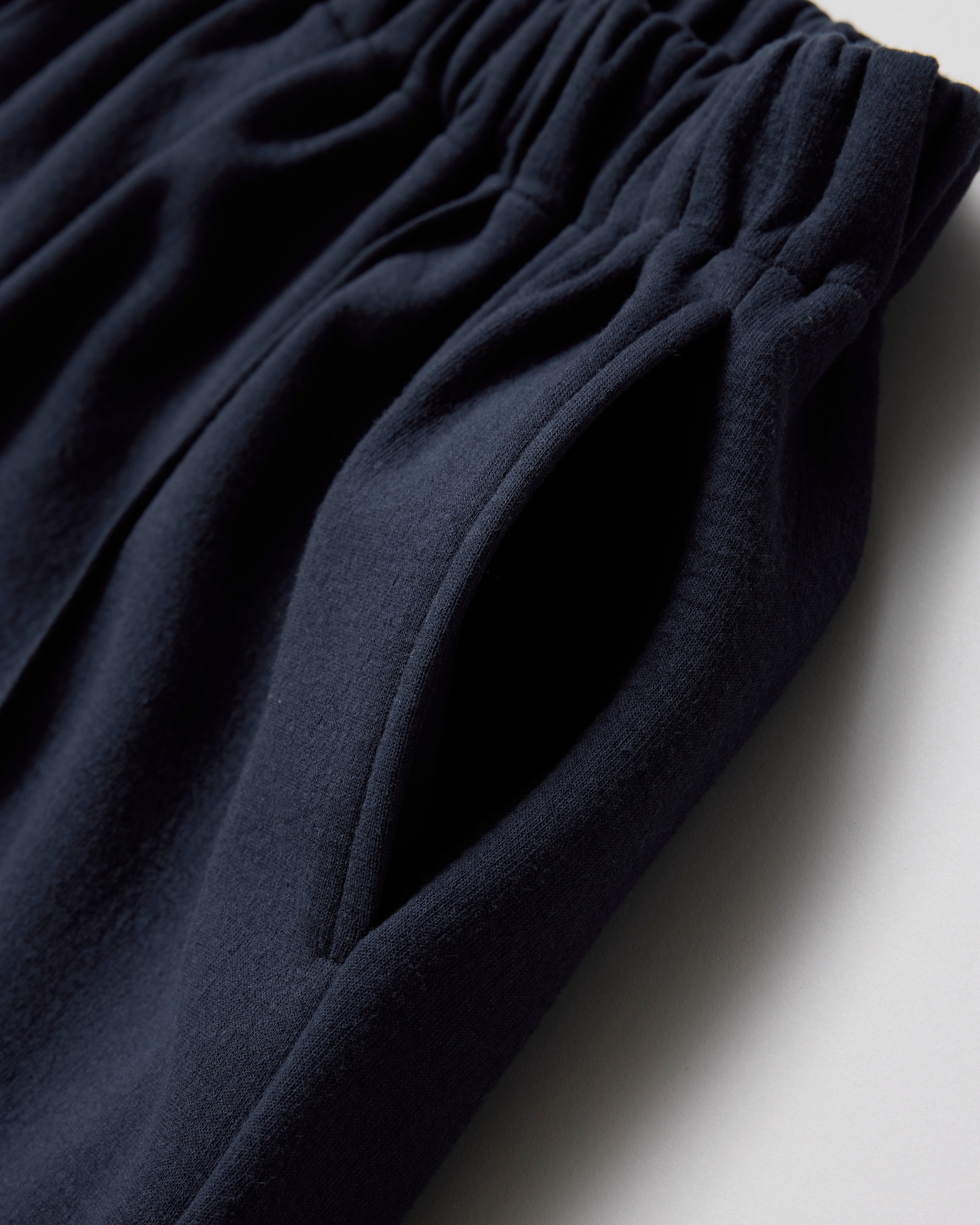 Layered-like bonding pants (navy)