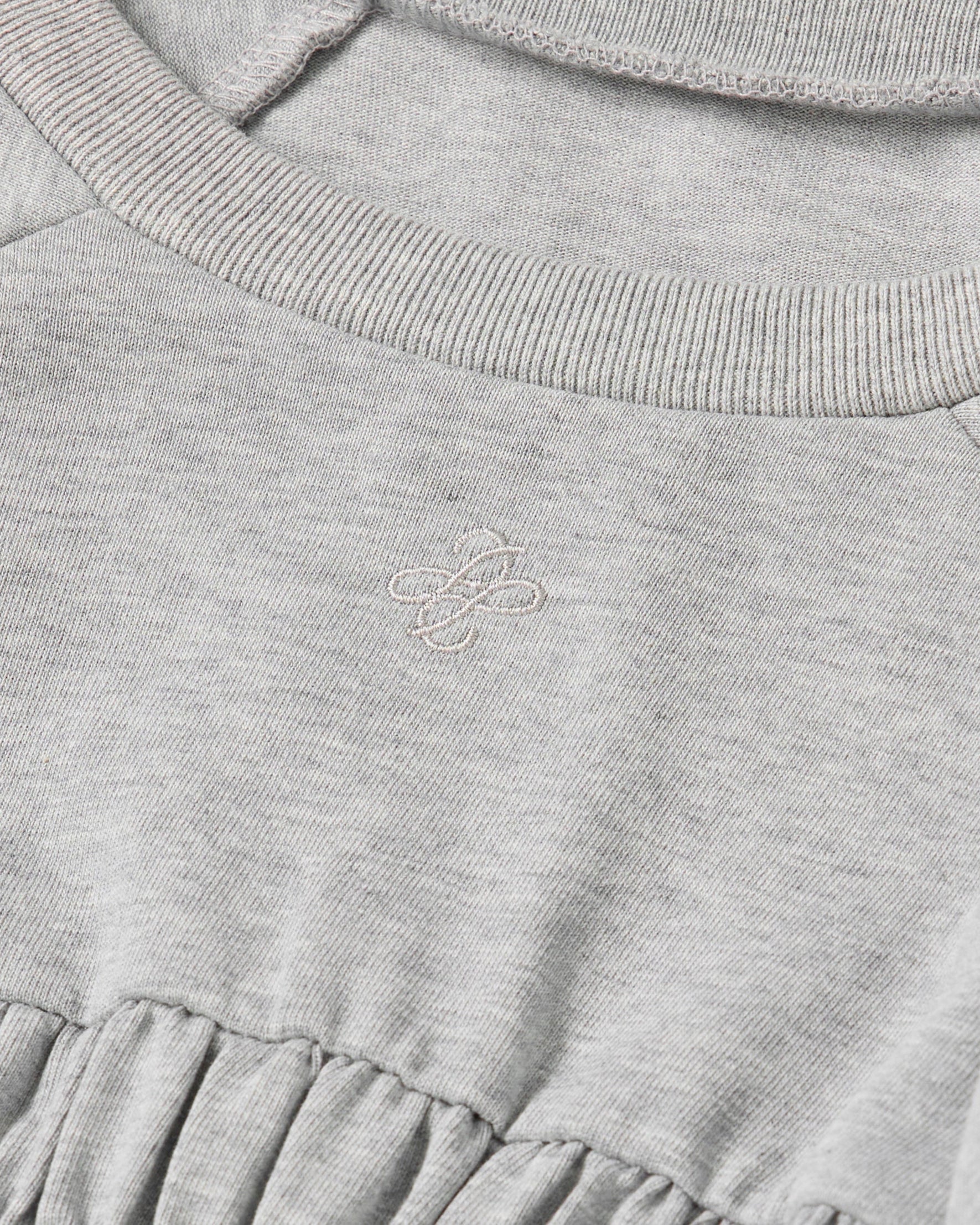 Tiered frill sleeve shirring t-shirt