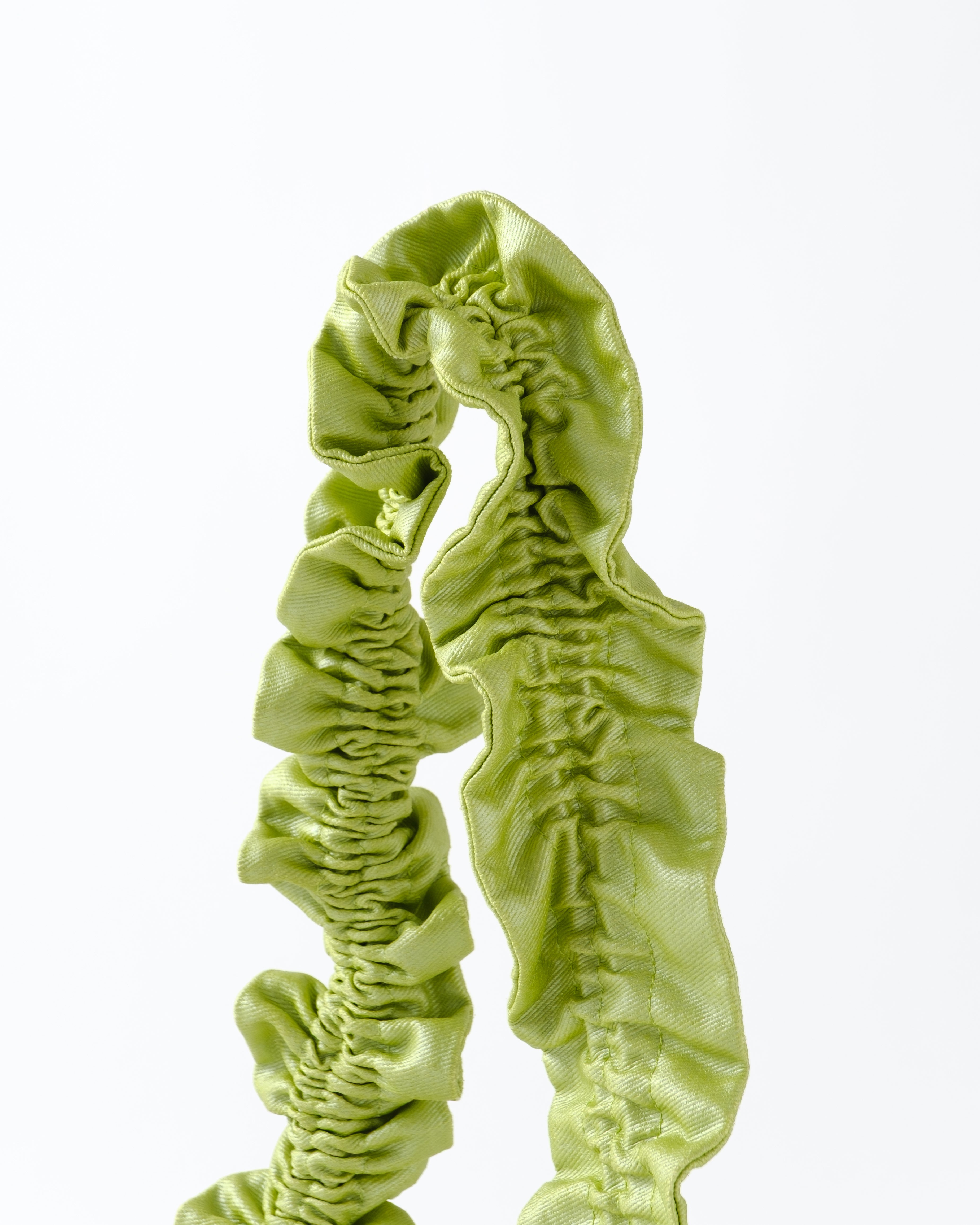 Half-moon gathered bag (green)