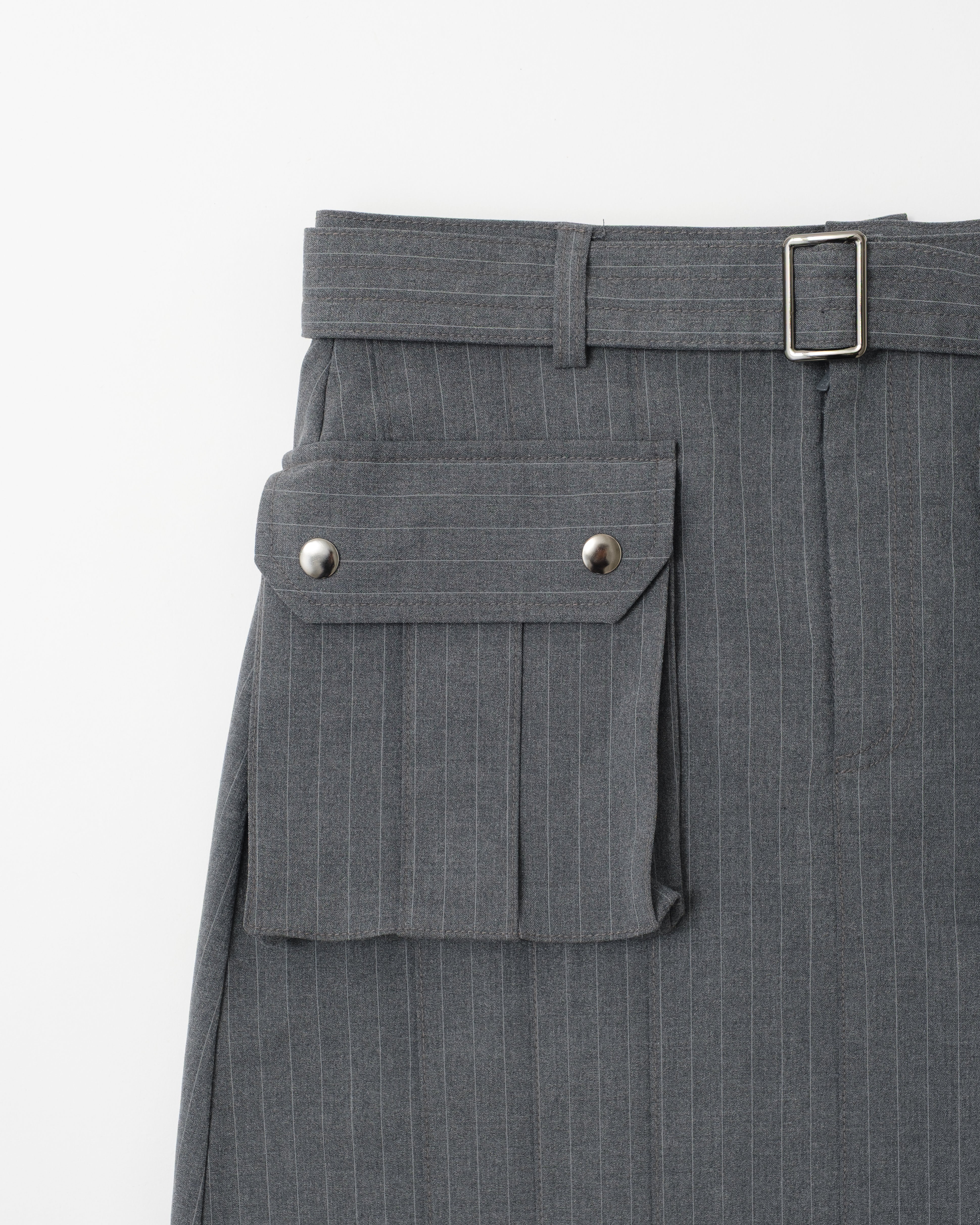 Striped pleated skirt