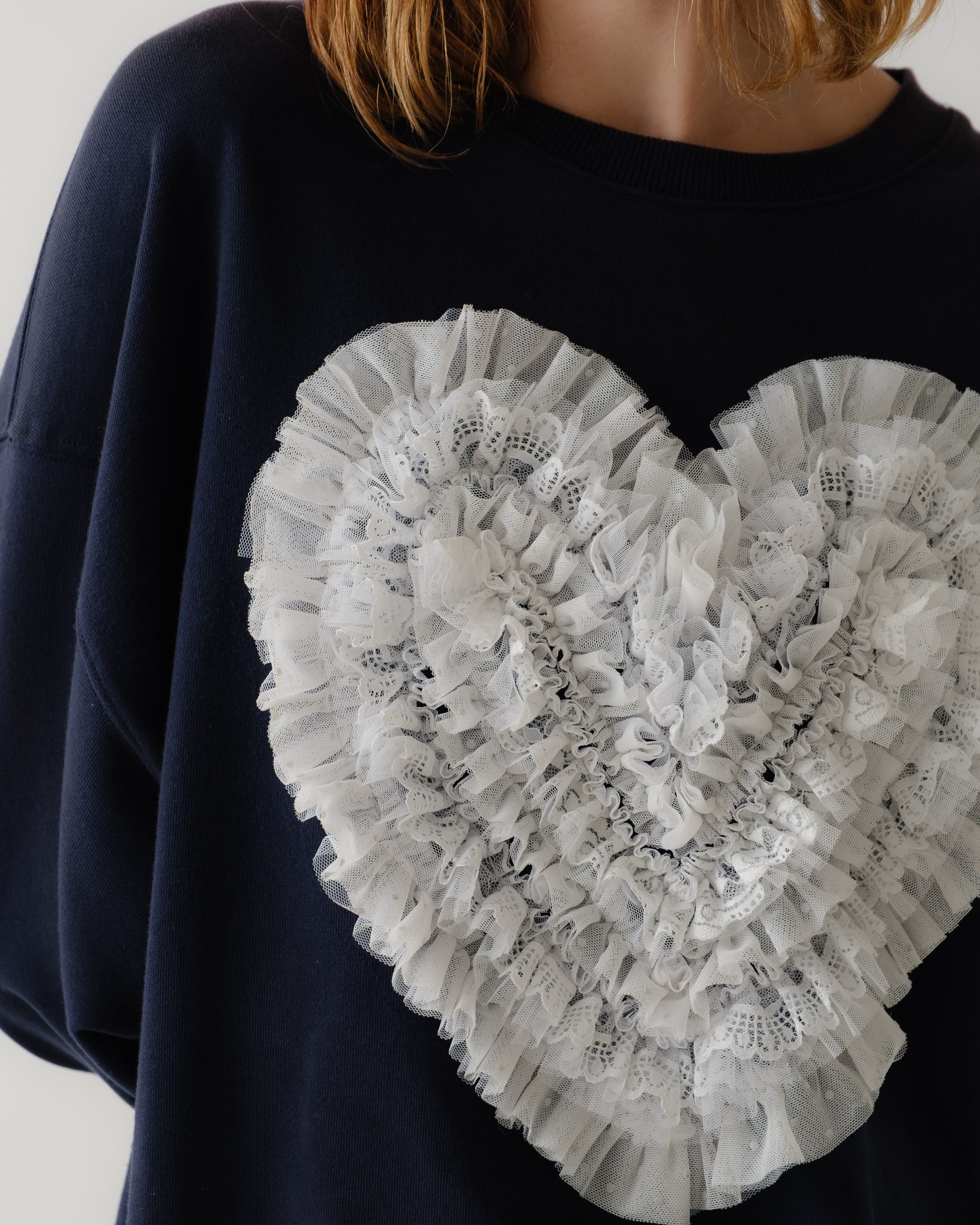 Heart dot tulle sweatshirt (navy)