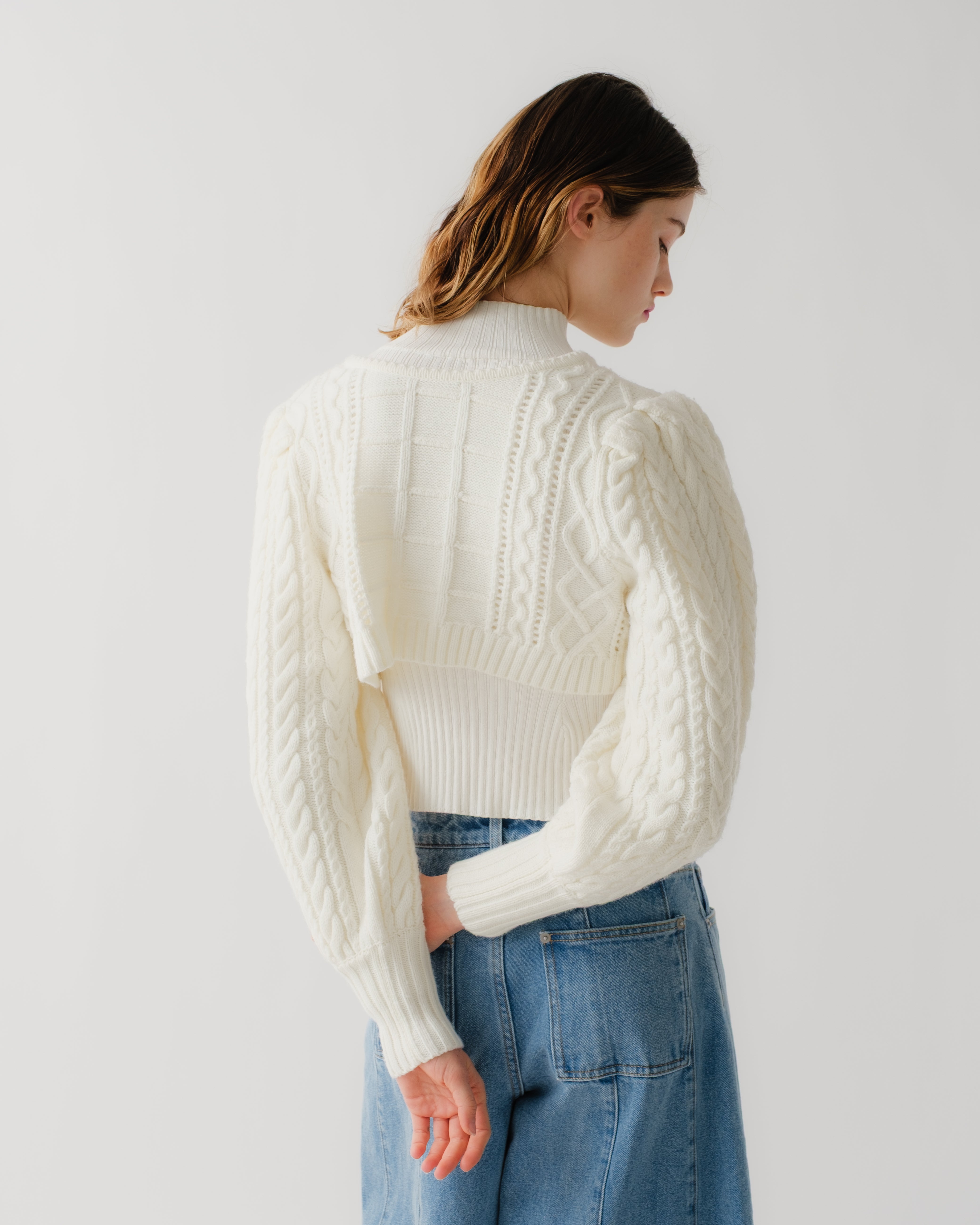 Ribbon flower cropped cardigan