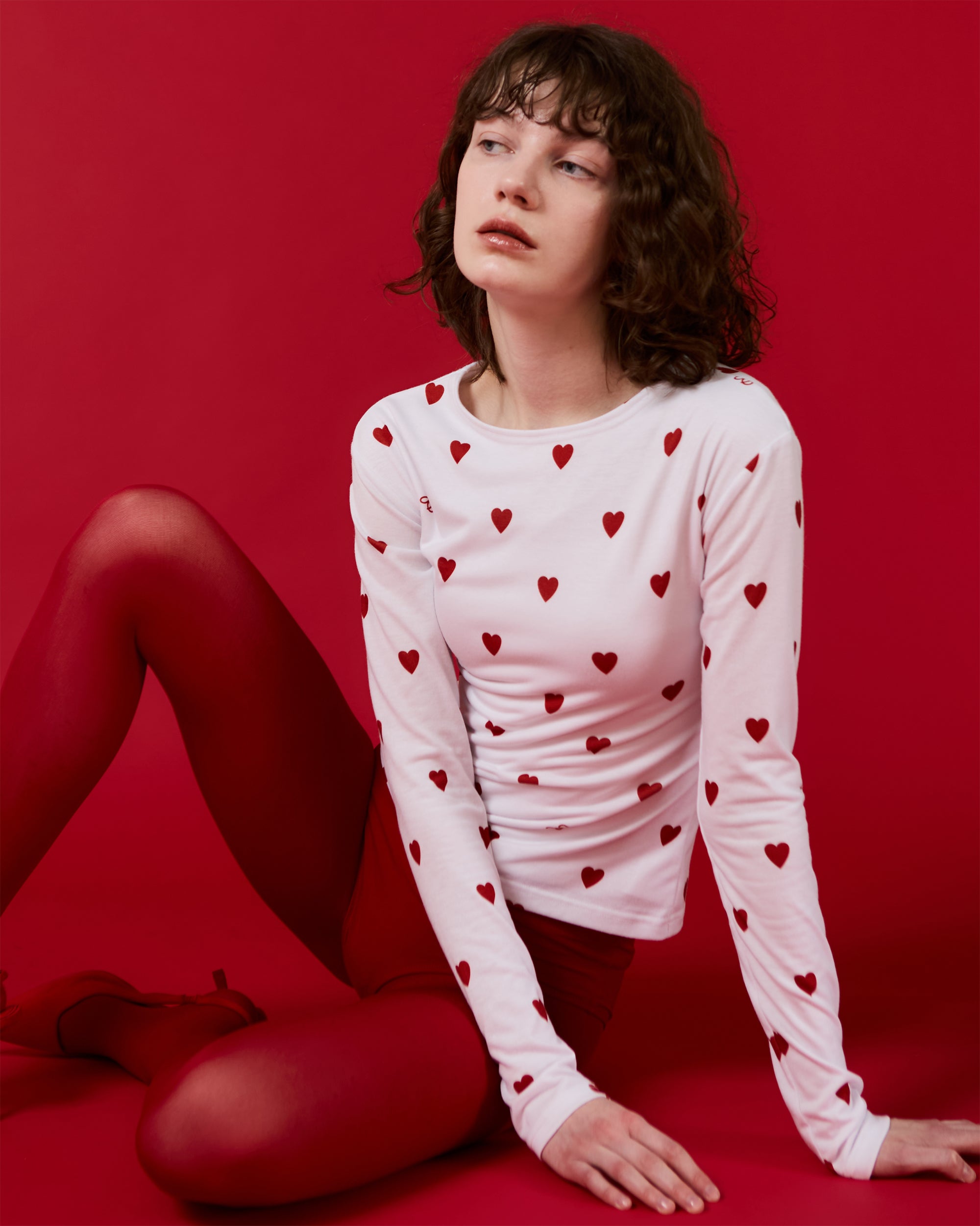 LOVE HEART MONOGRAM (white / blue)