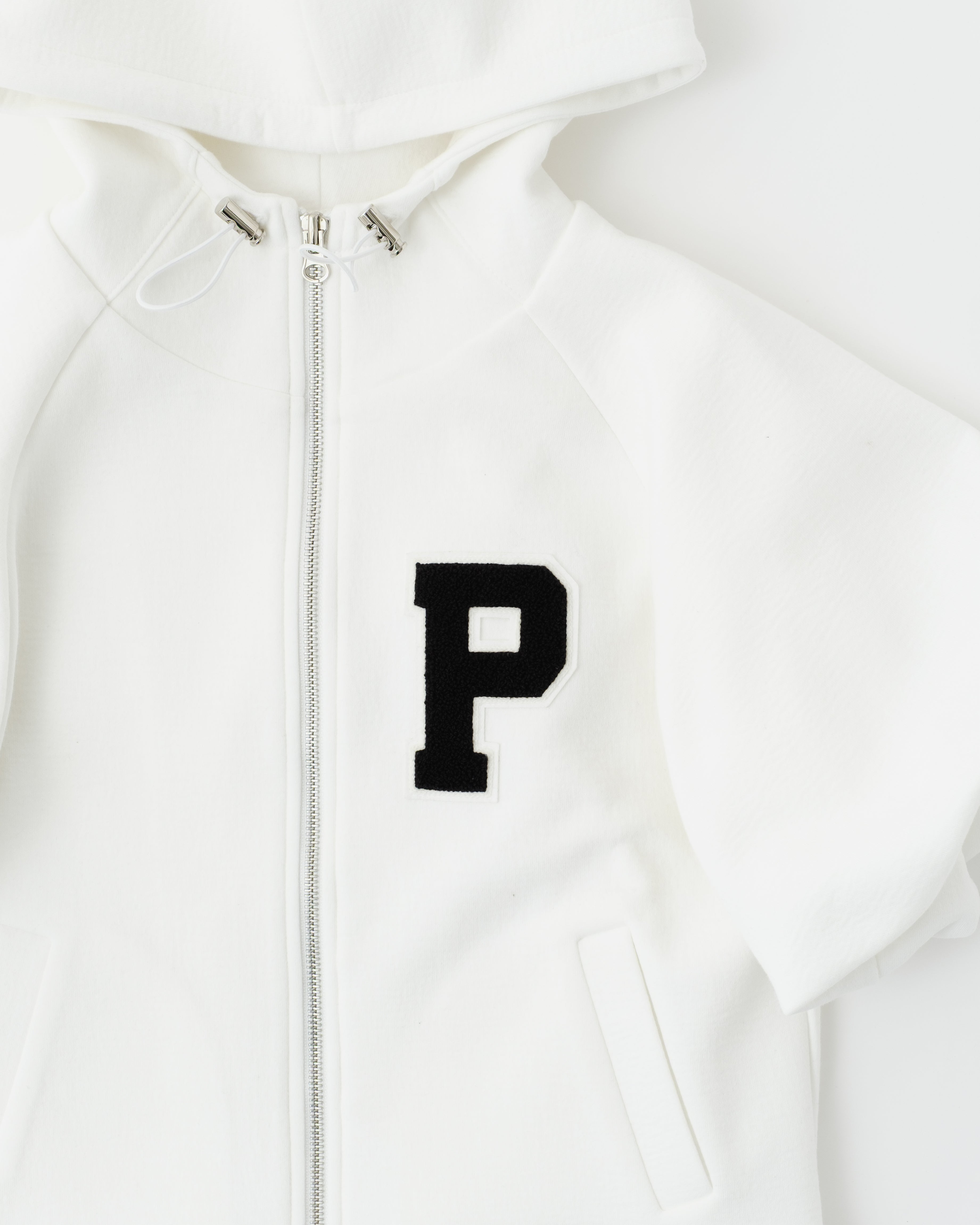 Balloon sleeve patch hoodie