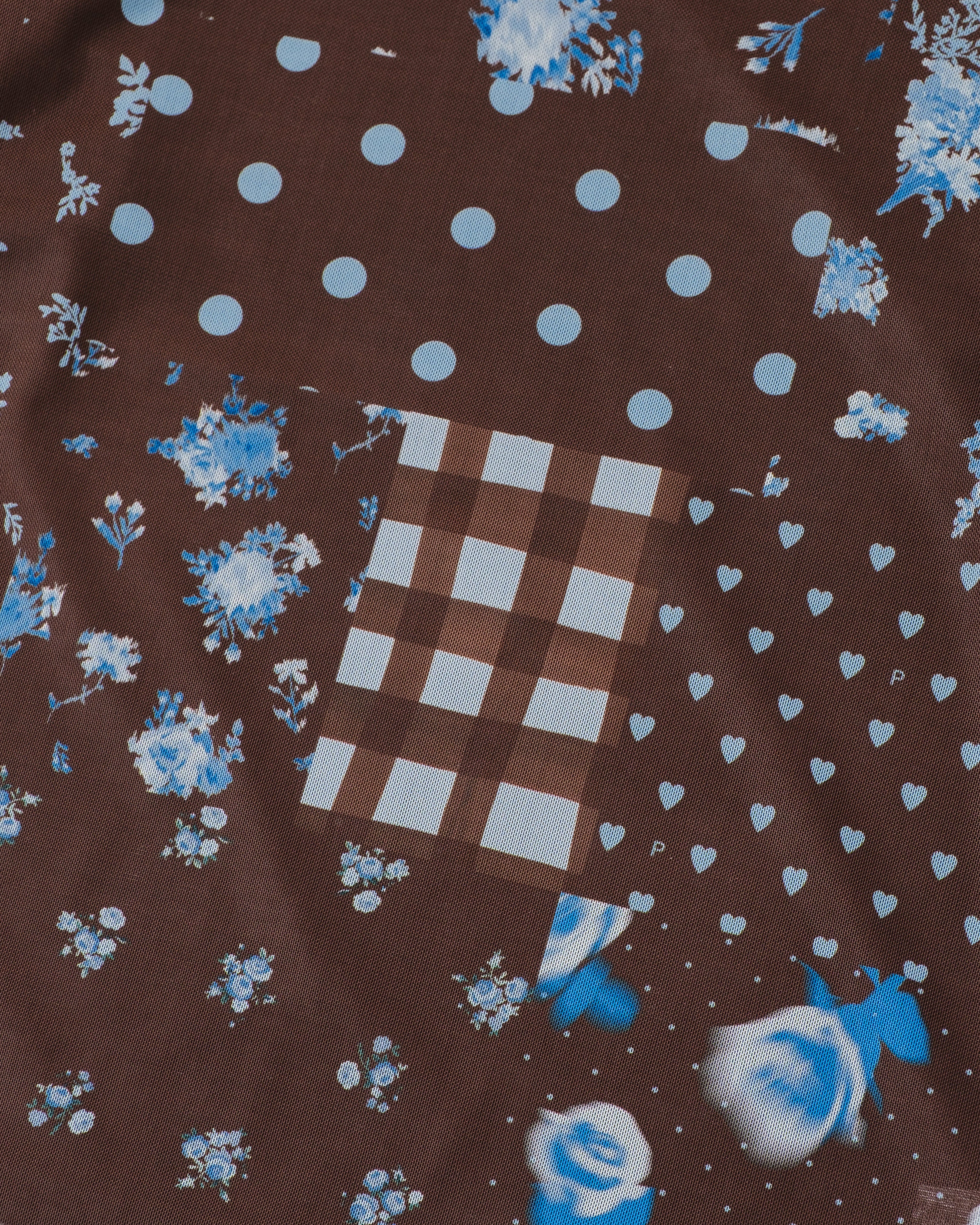 POP BROWN & BLUE PATCH (round neck)