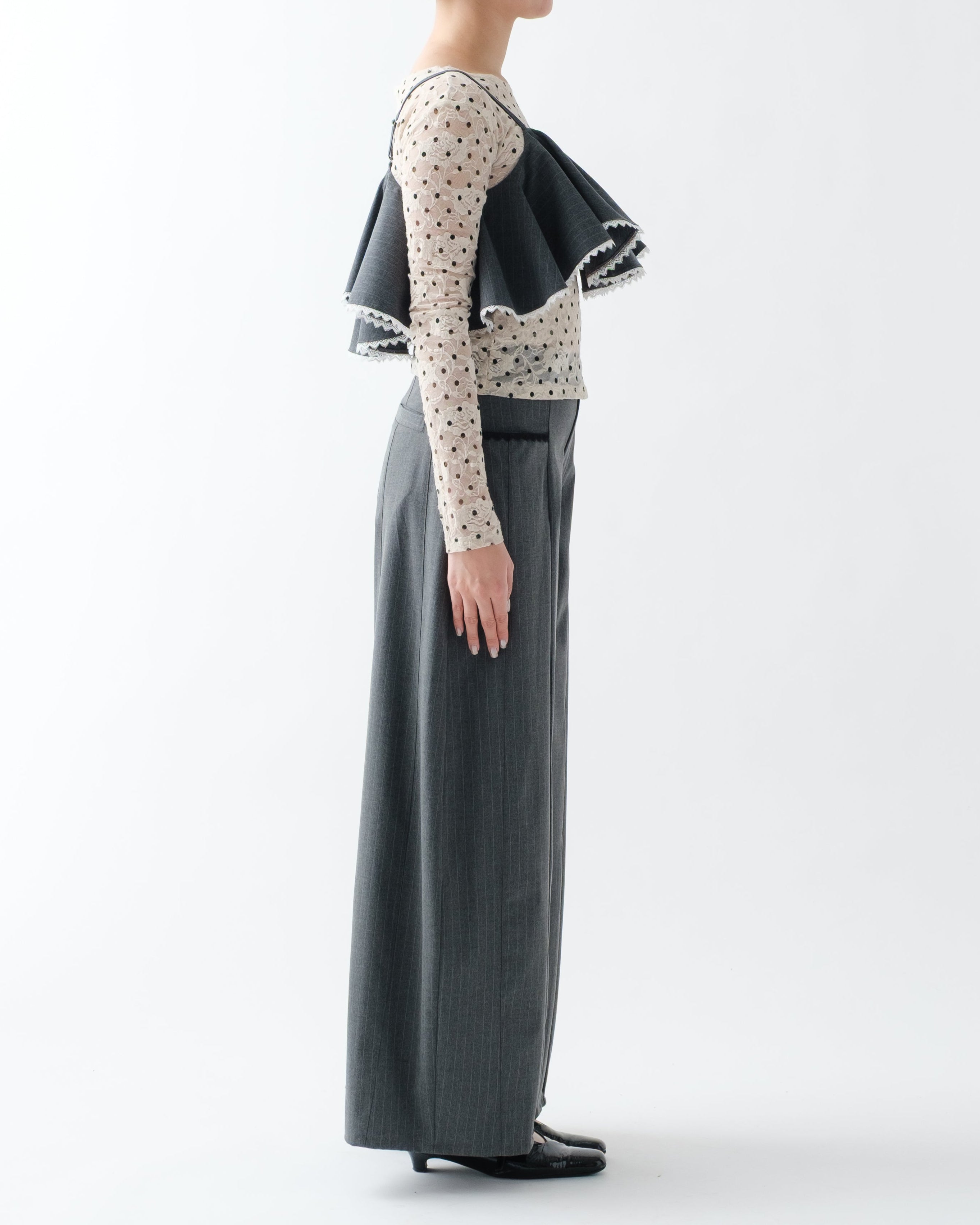 モデル身長 : 170cm / パンツ着用サイズ:2