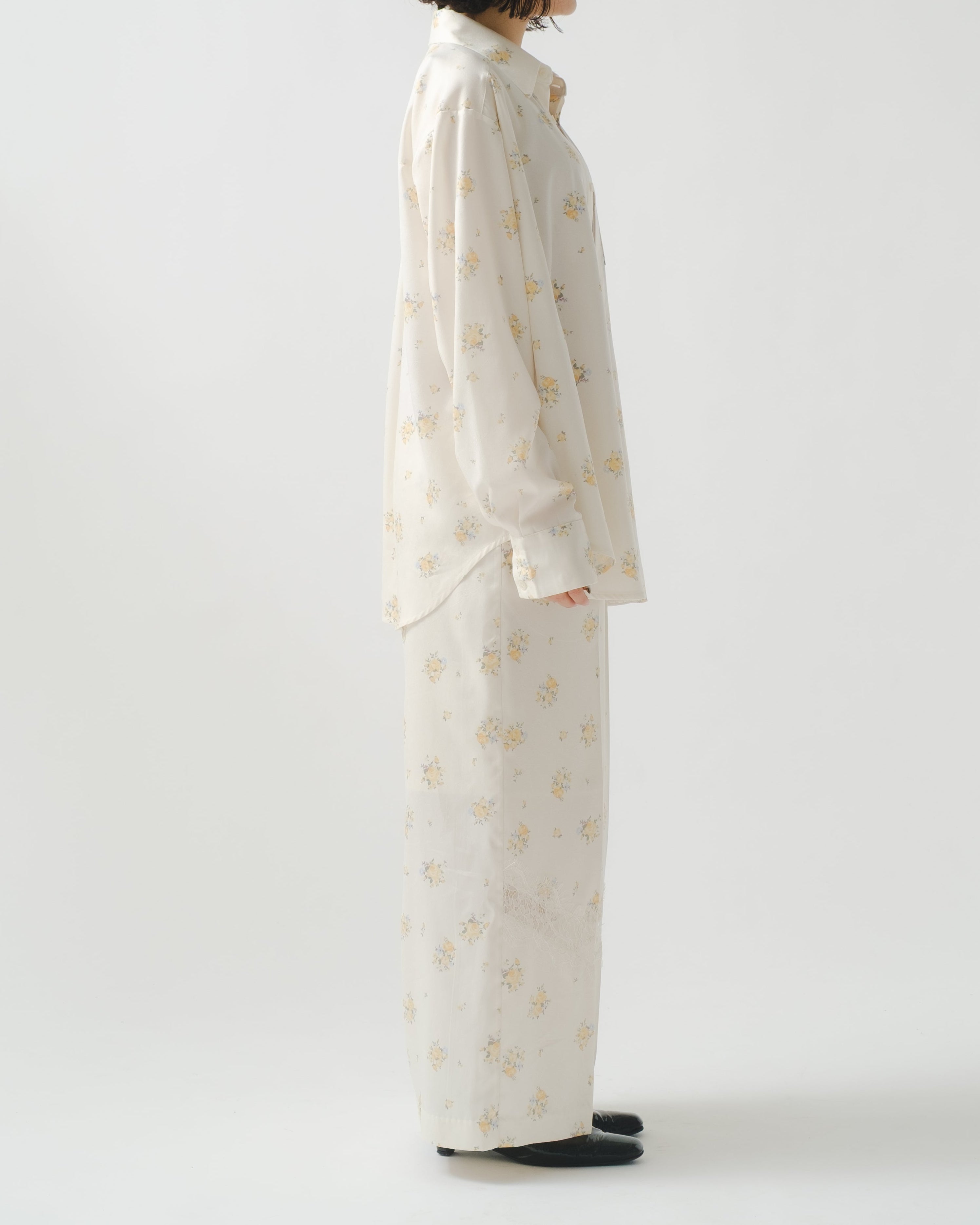 モデル身長 : 157cm / 着用サイズ:1