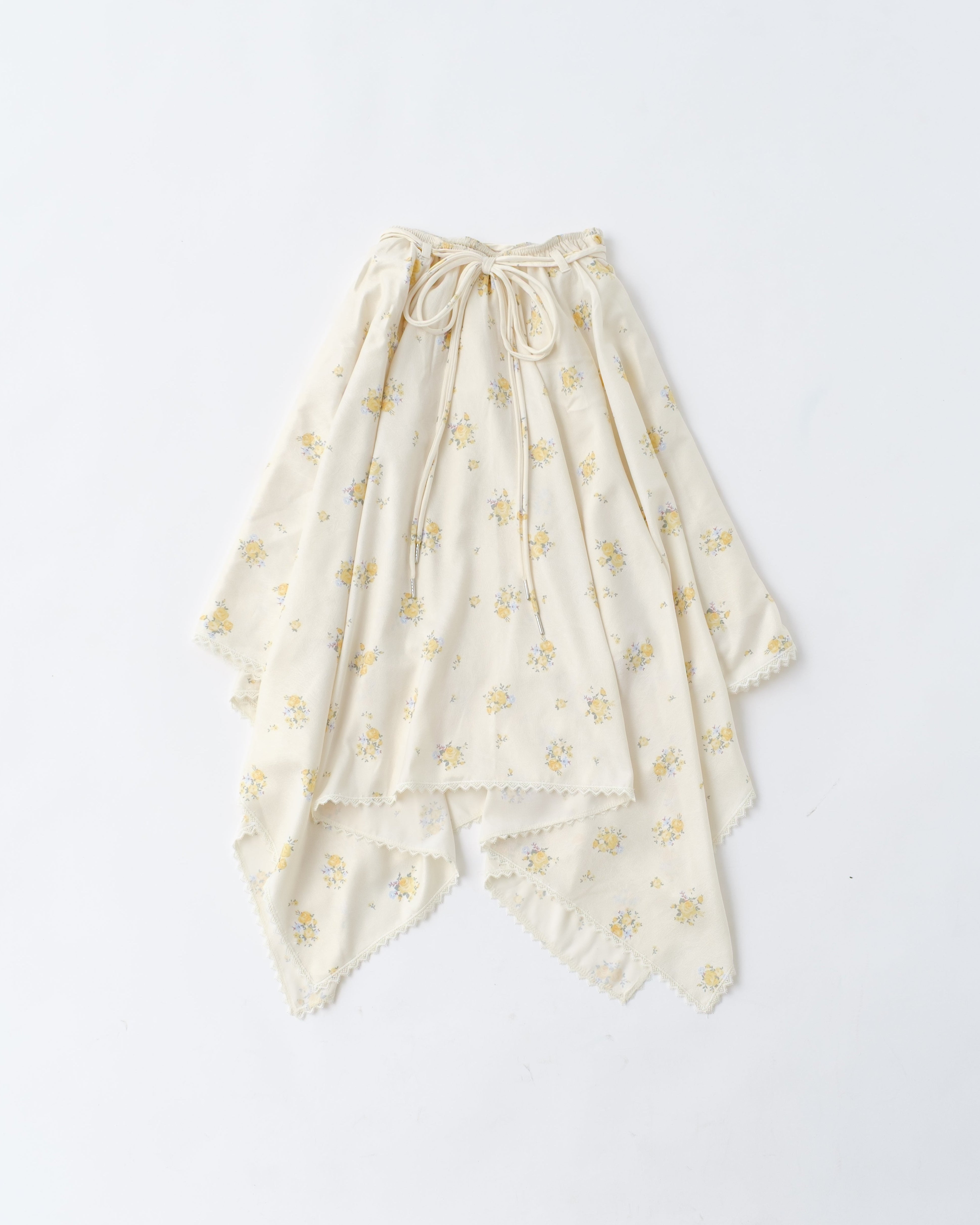 Airy handkerchief skirt