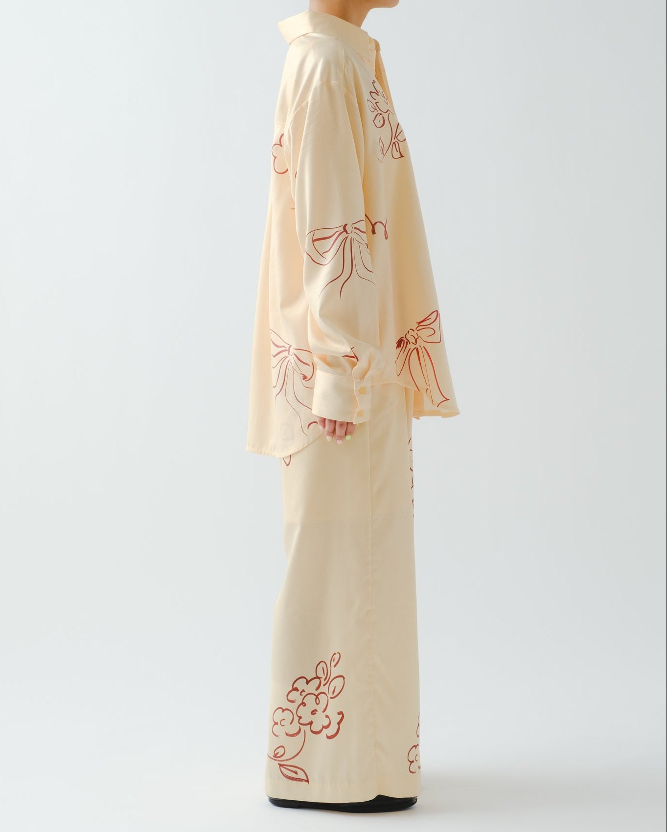モデル身長 : 154cm / パンツ着用サイズ:1