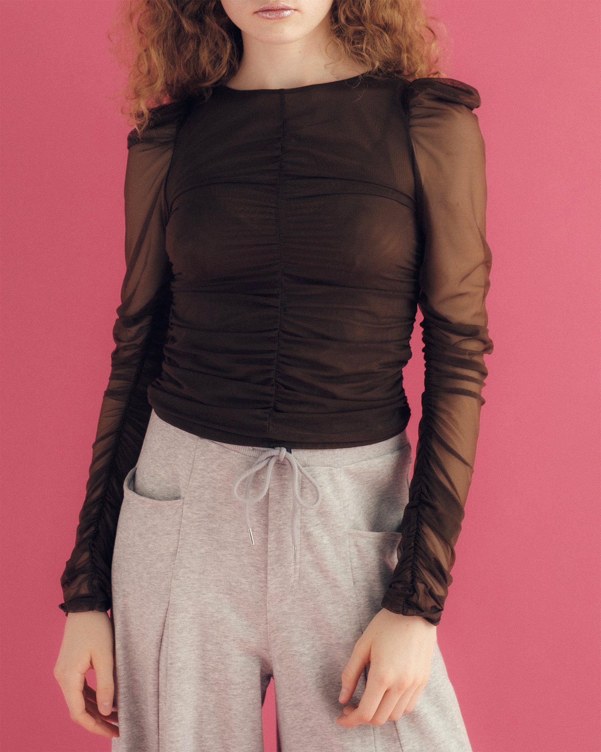 Peak shirring long sleeve top