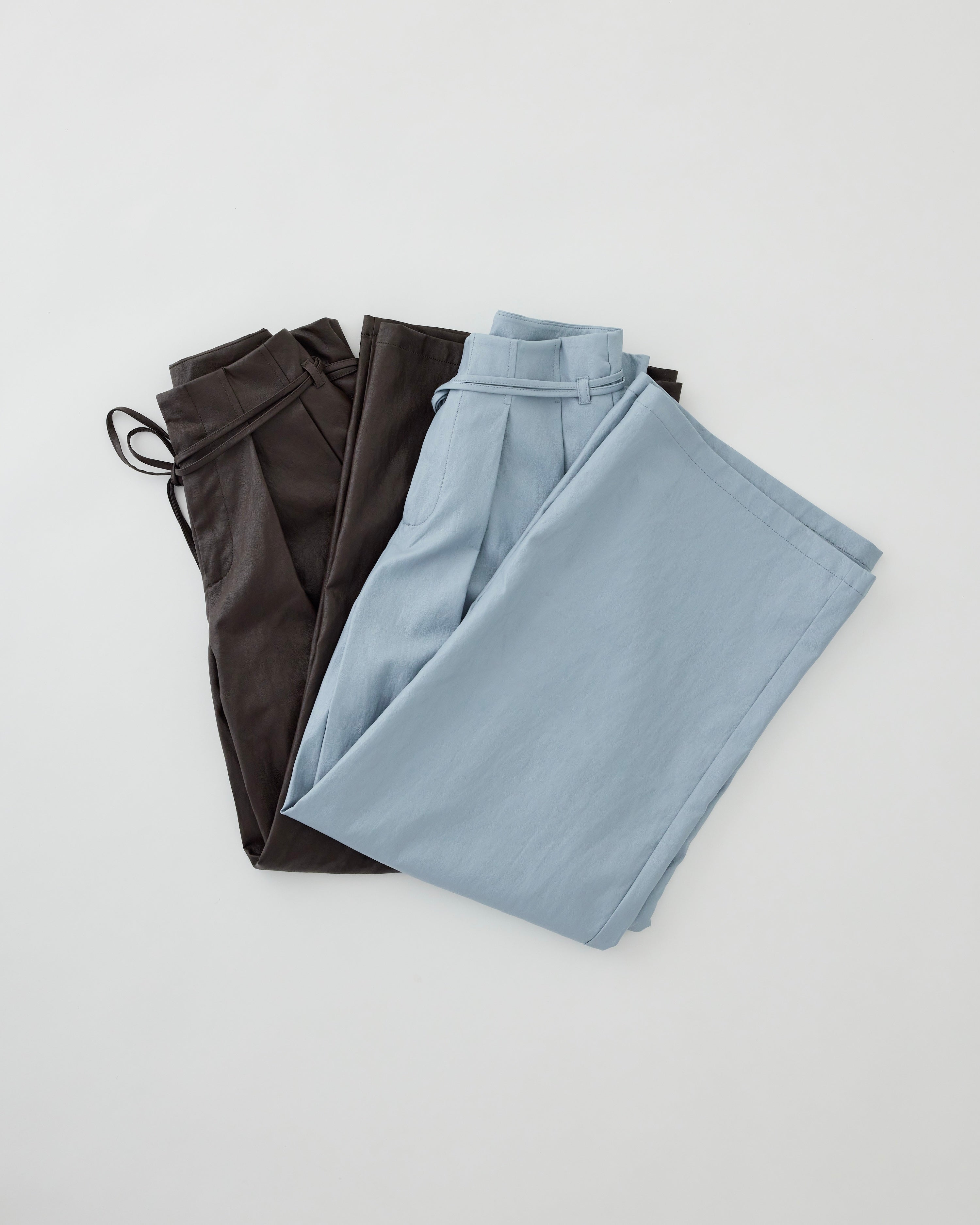 Leather-like bow belted pants