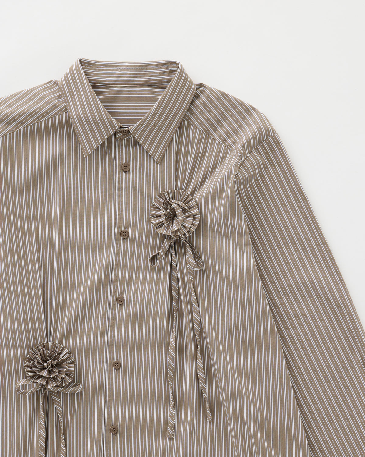 Fabric rose stripe shirt