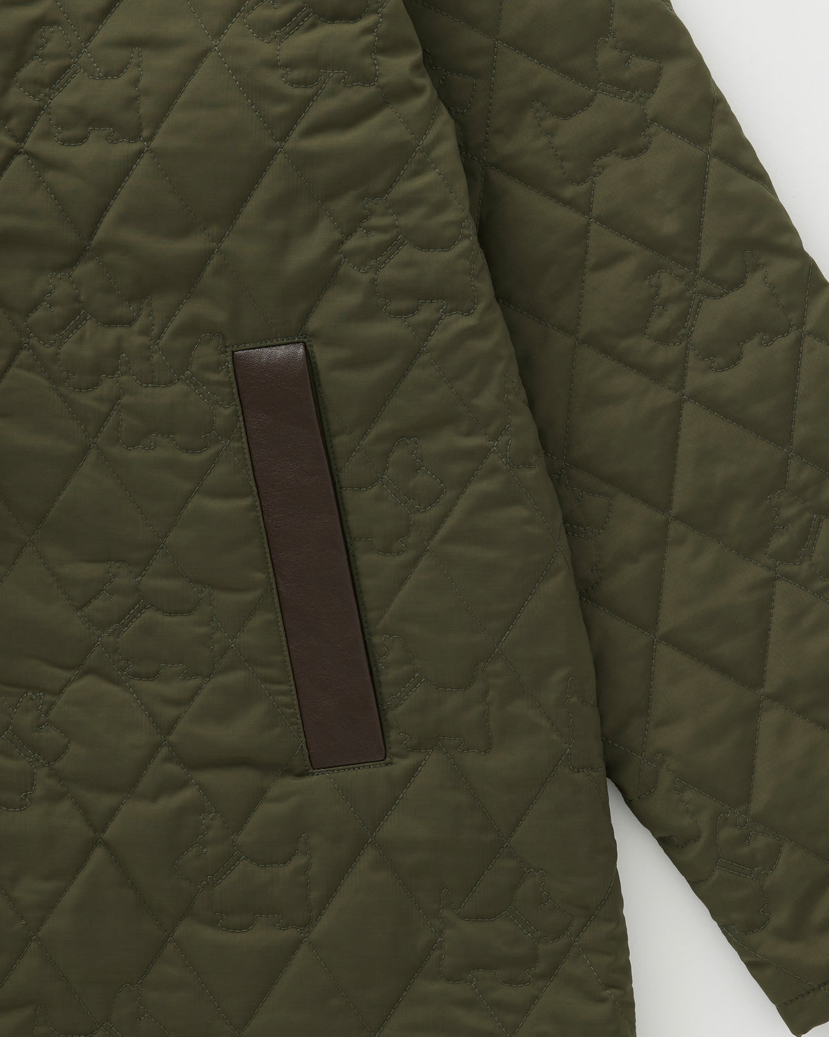 Achi-Cochi schnauzer quilted coat