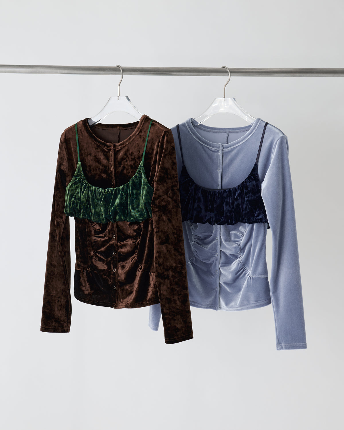 Bicolor two-piece velour top