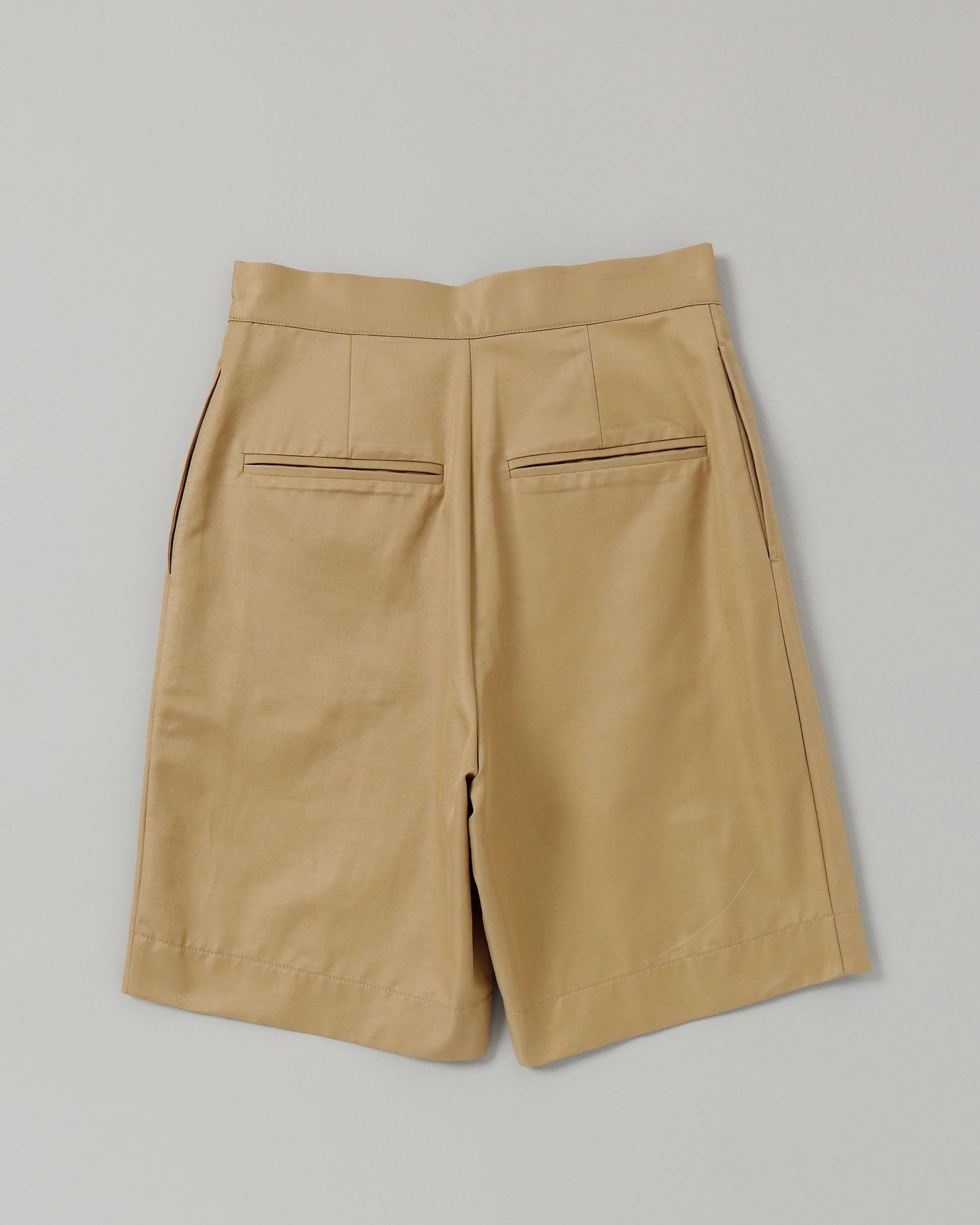 Pearl half pants (beige)