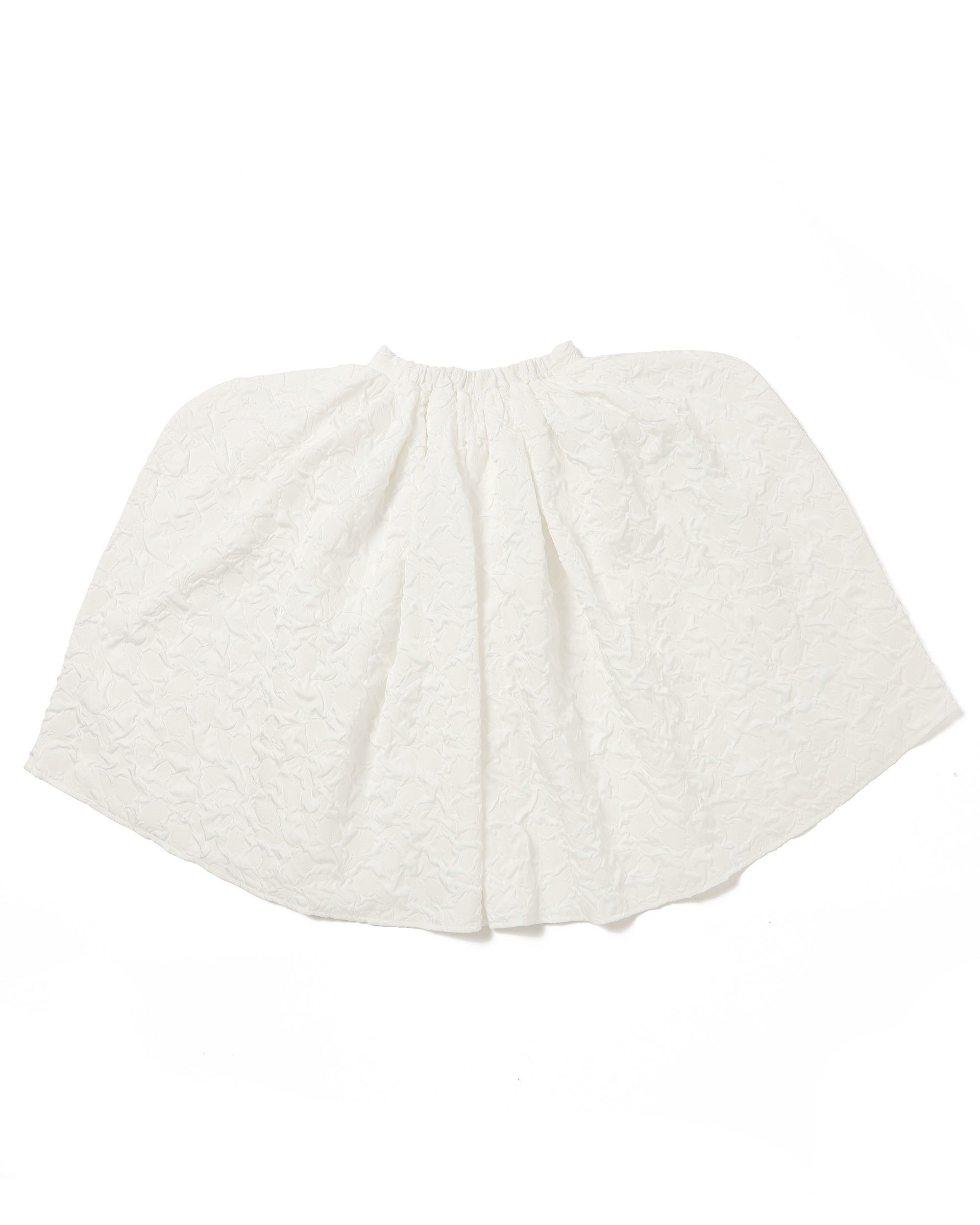 Ear curve volume skirt (White)