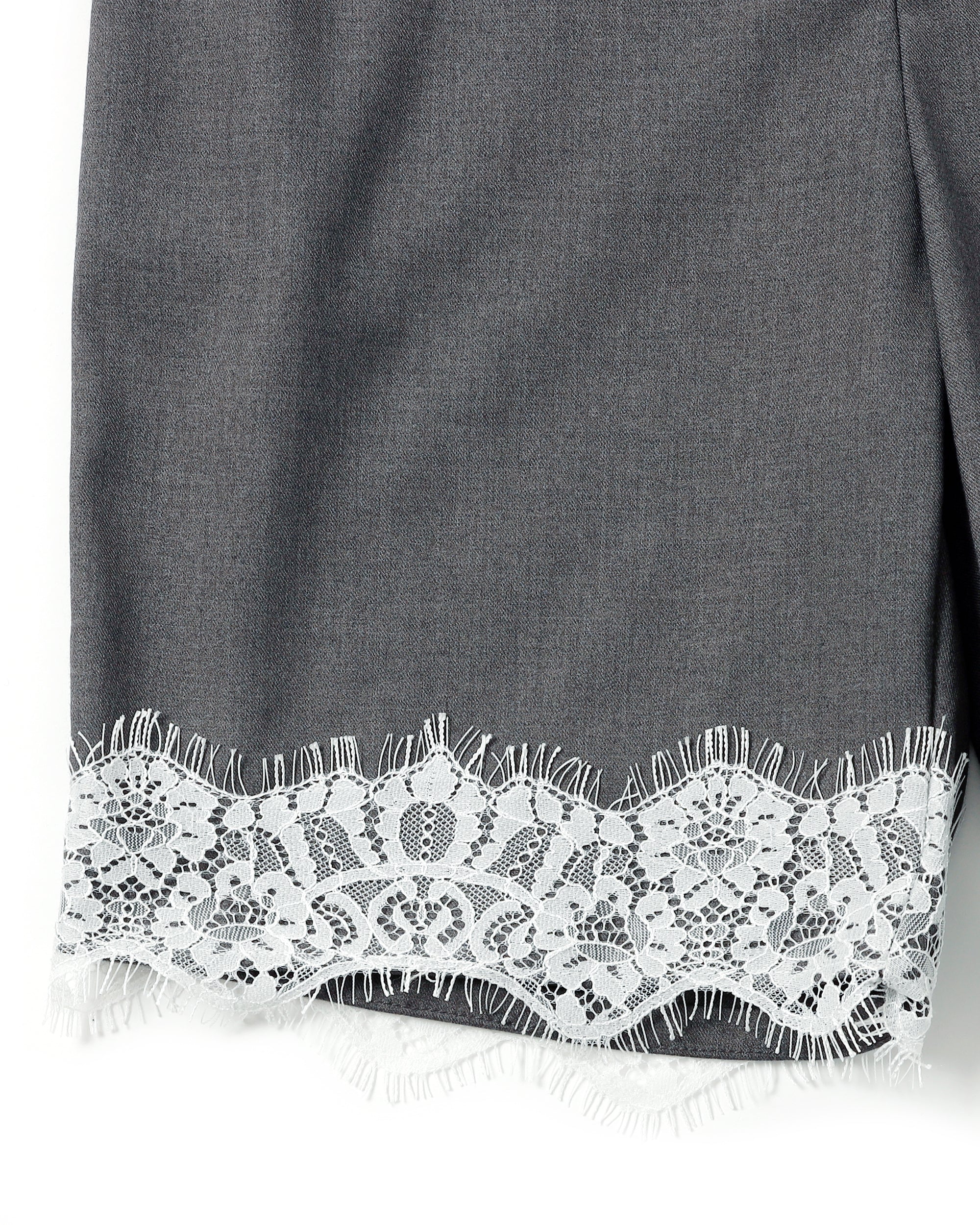 Lace Bermuda pants (stripe / gray)