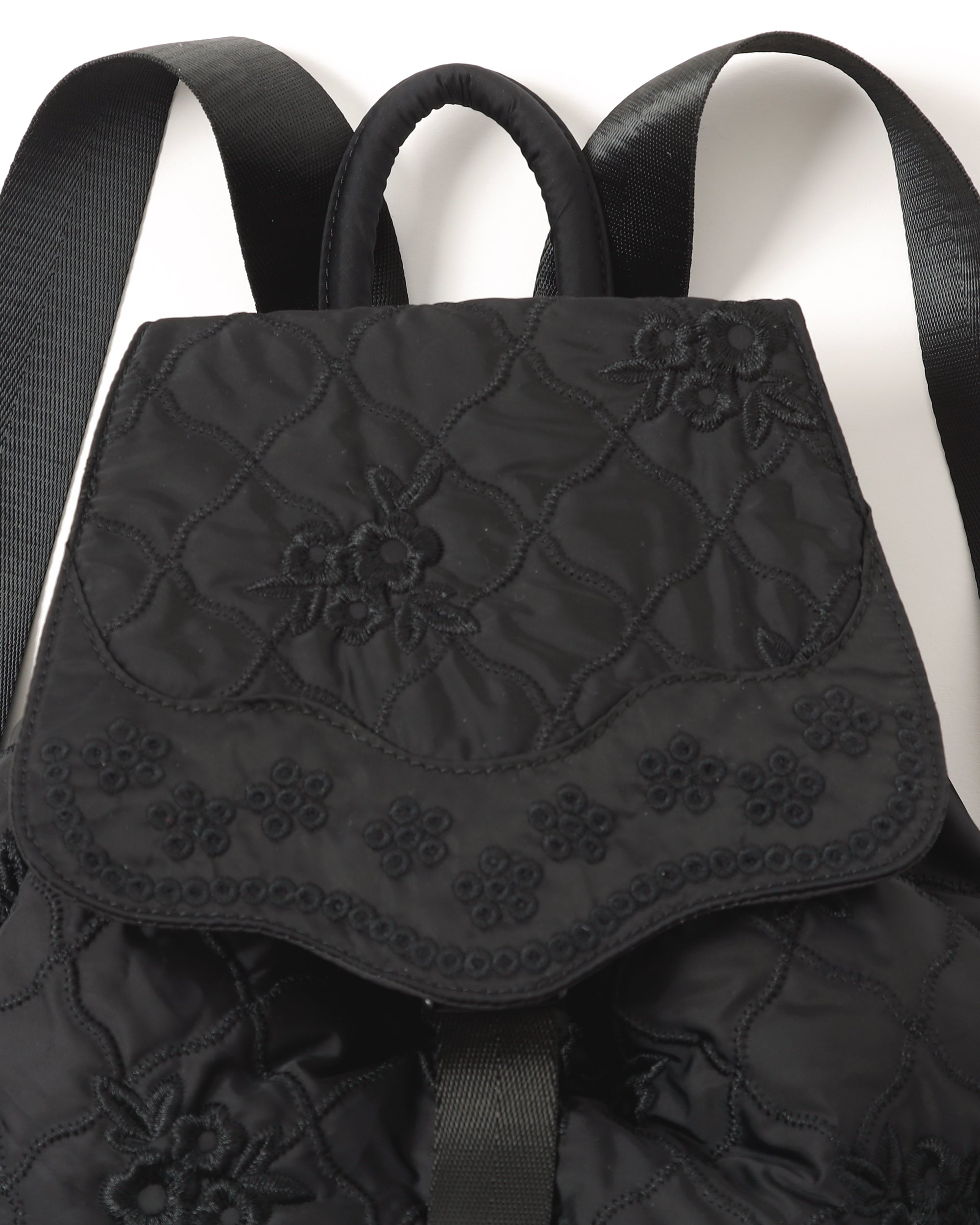 pointe backpack (black)