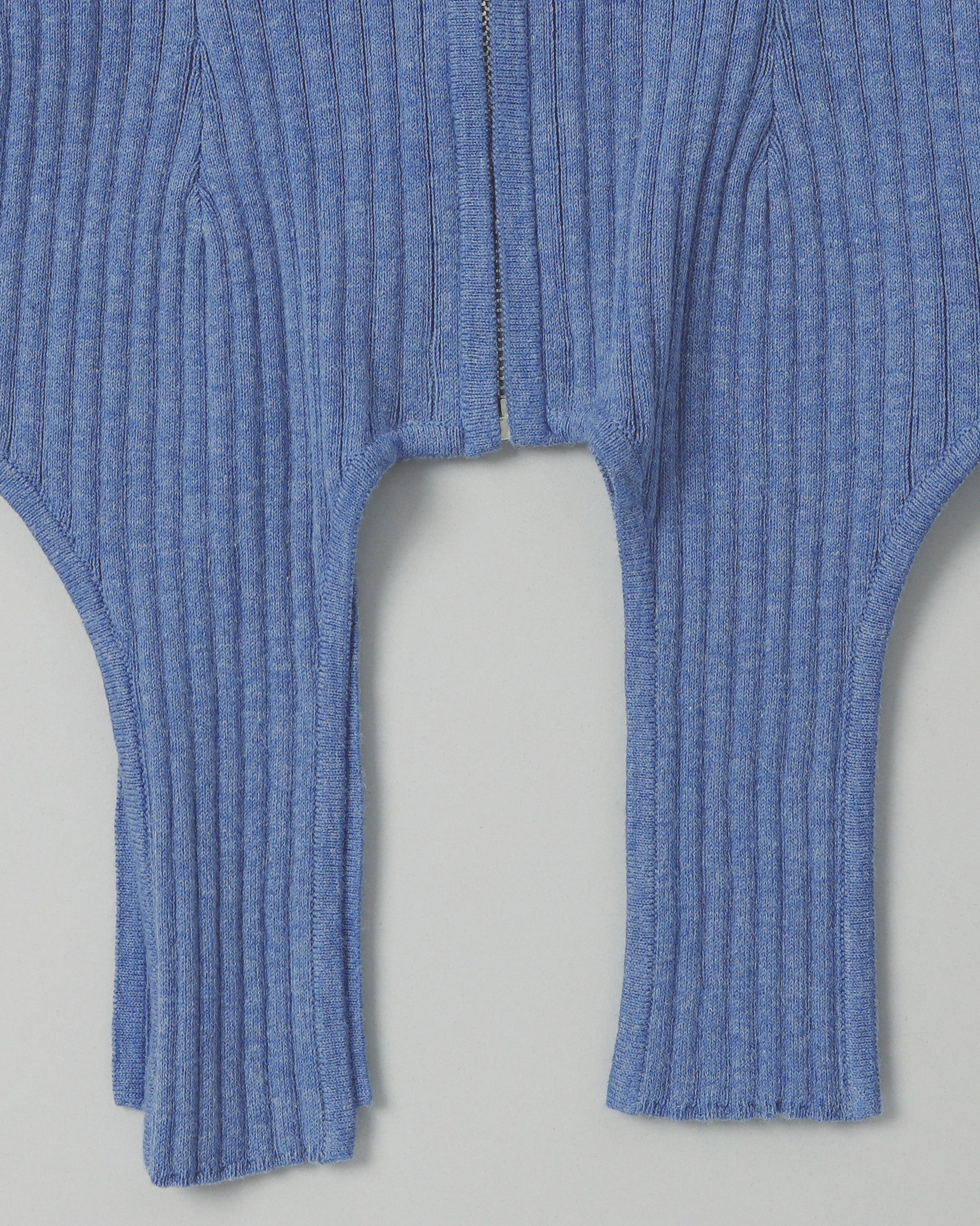 Garter cut rib zip top (high-neck)