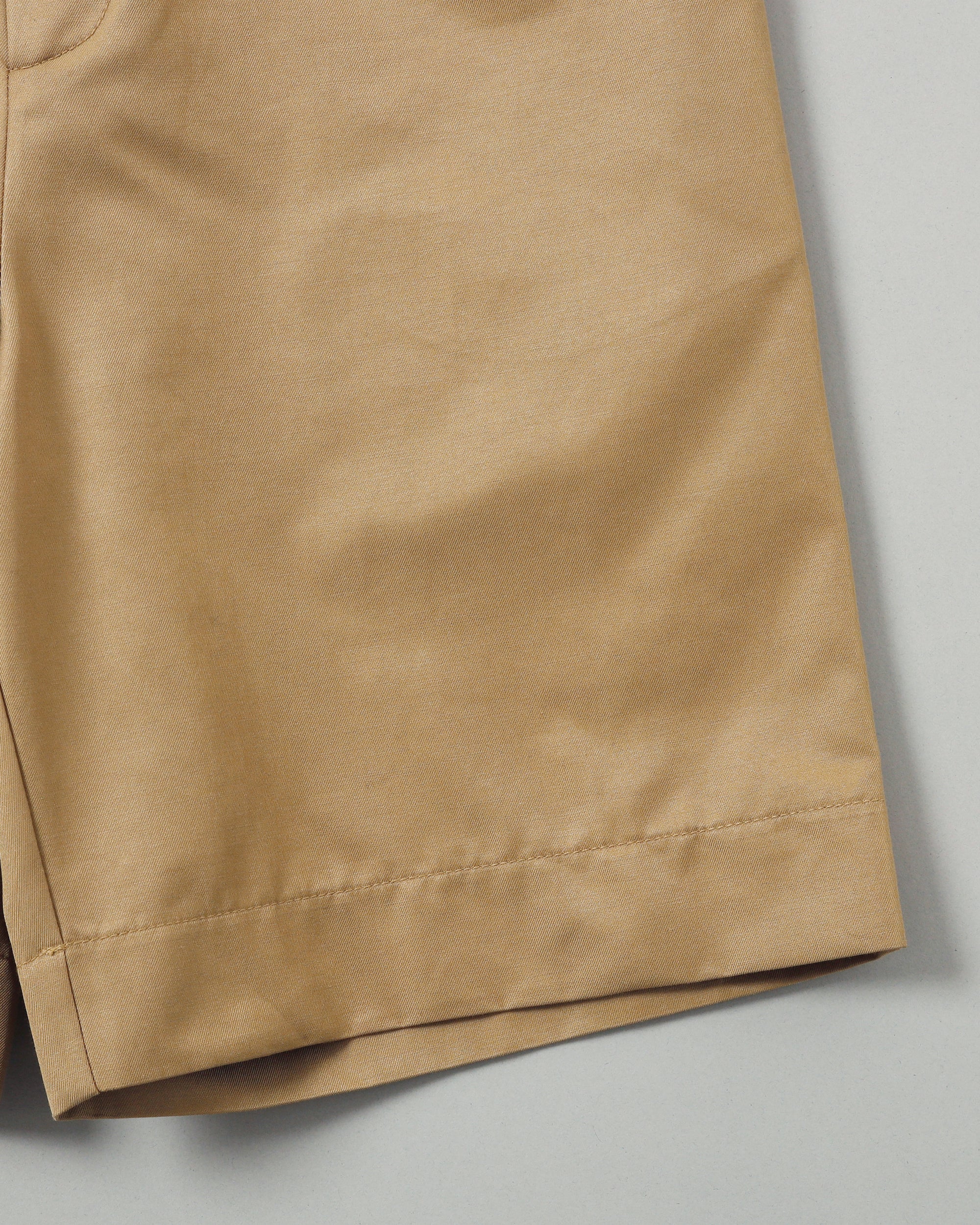 Pearl half pants (beige)