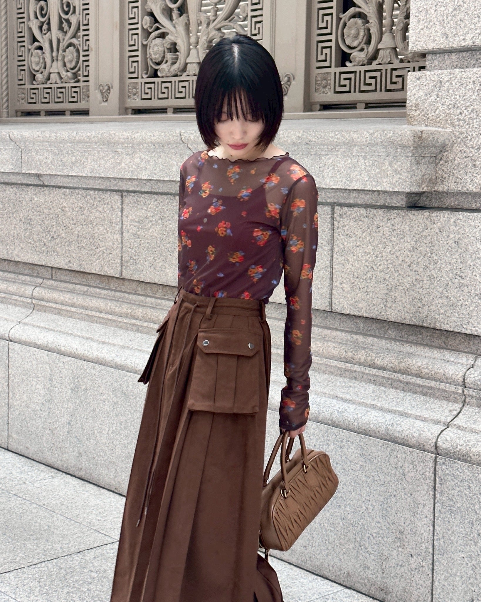 Brown bouquet see-through tops (round neck)
