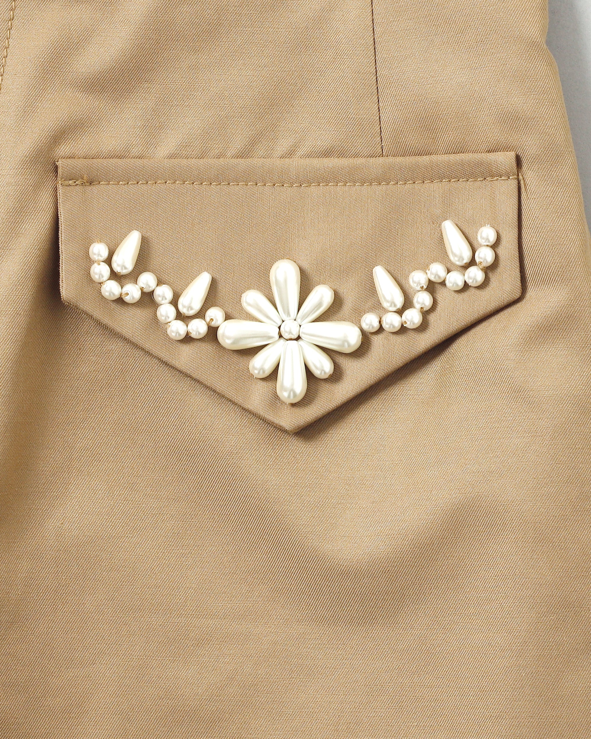 Pearl half pants (beige)