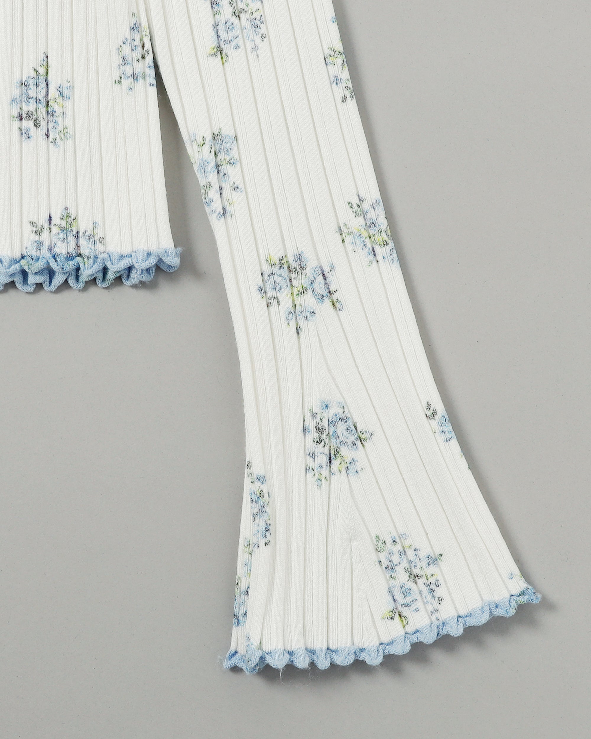 Blue flower rib knit cardigan