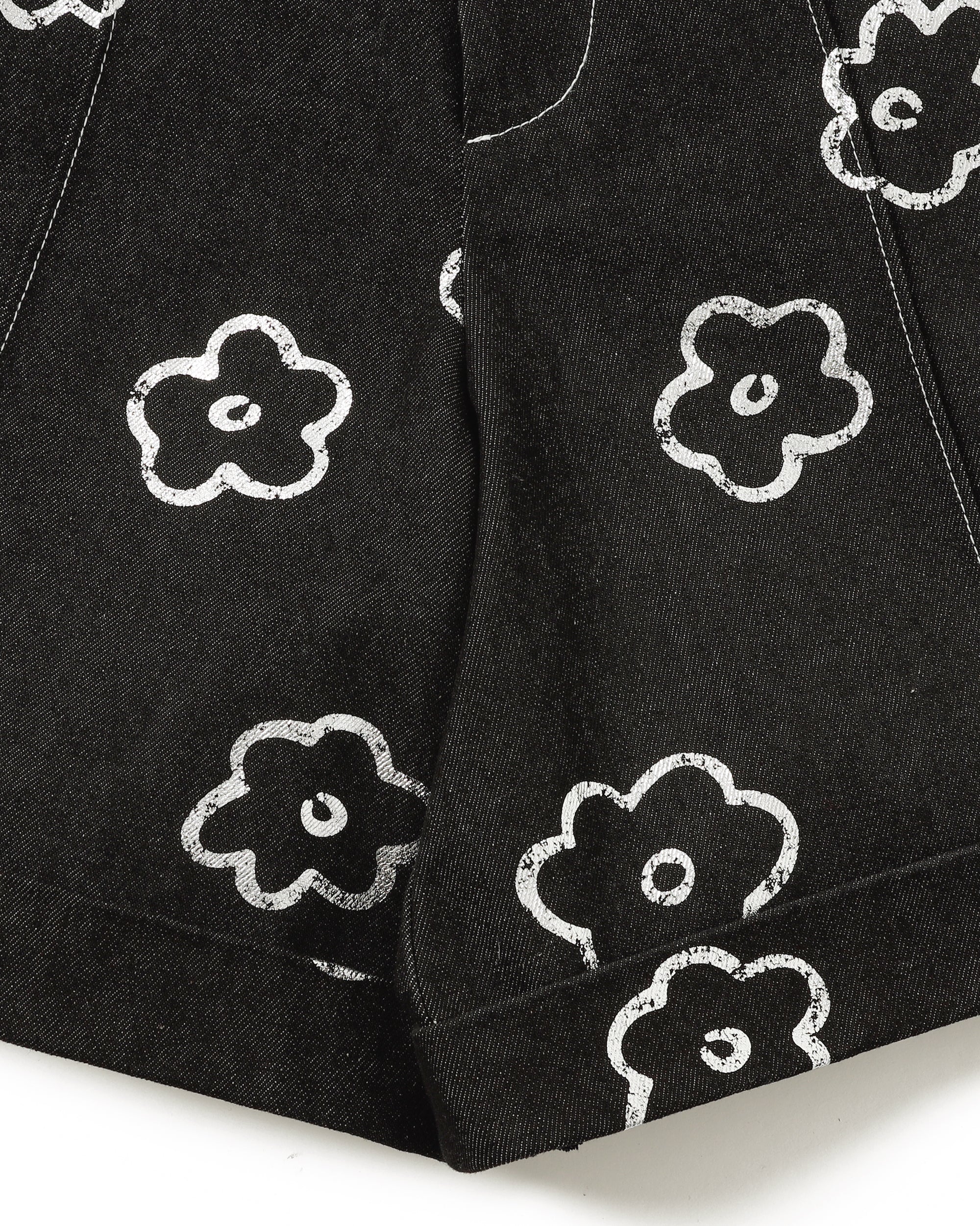 Silver flower half denim pants