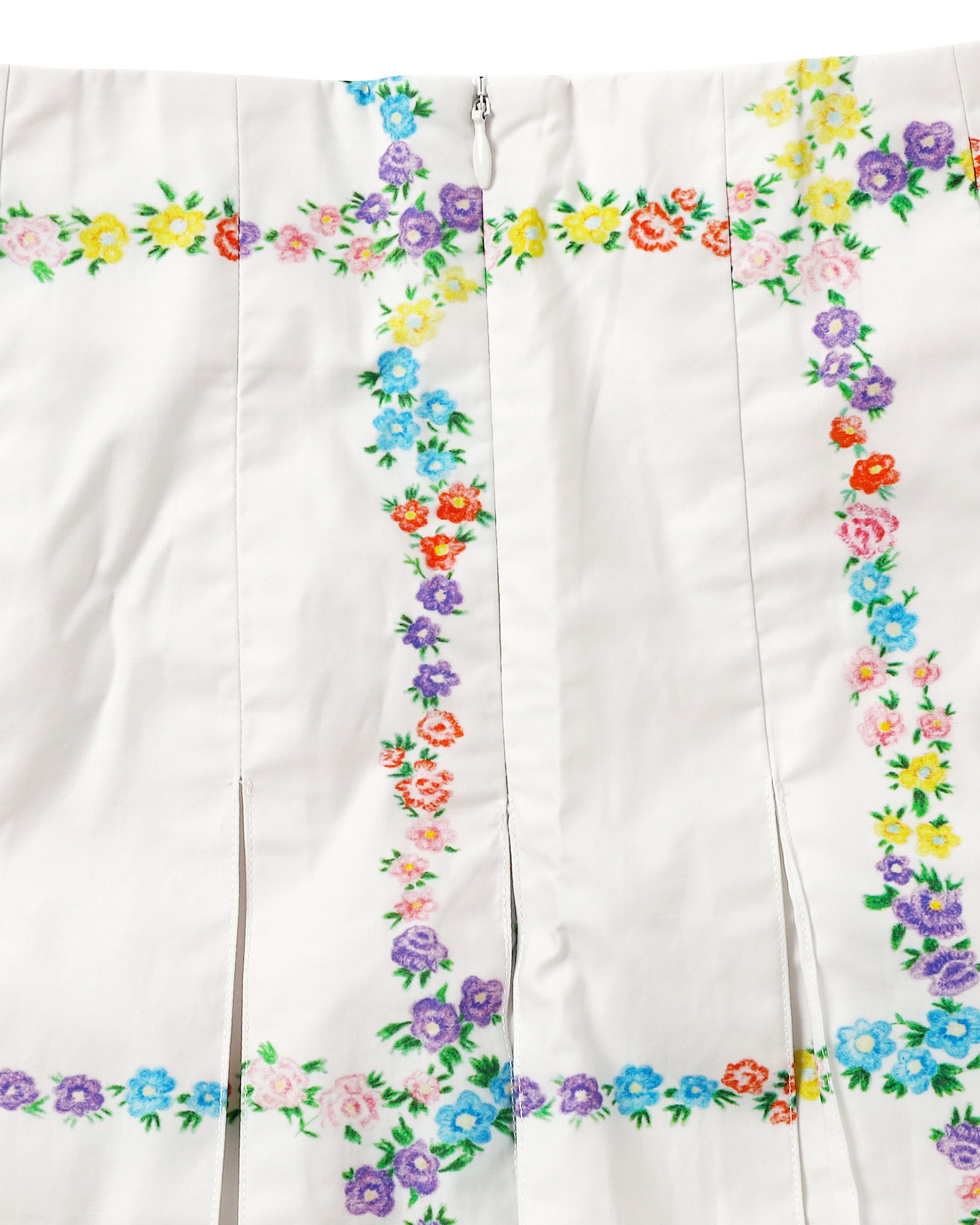 <b>yuhan wang</b><br>floral checked pleated skirt