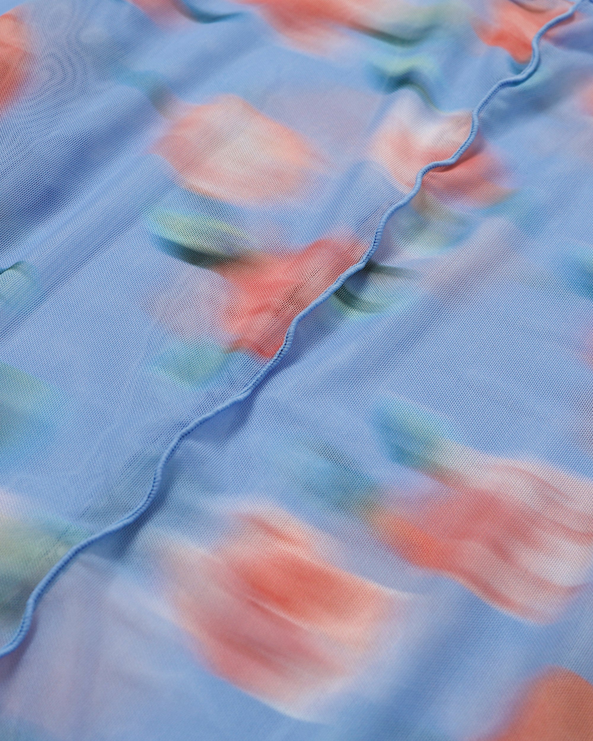 Blurred pink flowers see-through tops (Round neck)