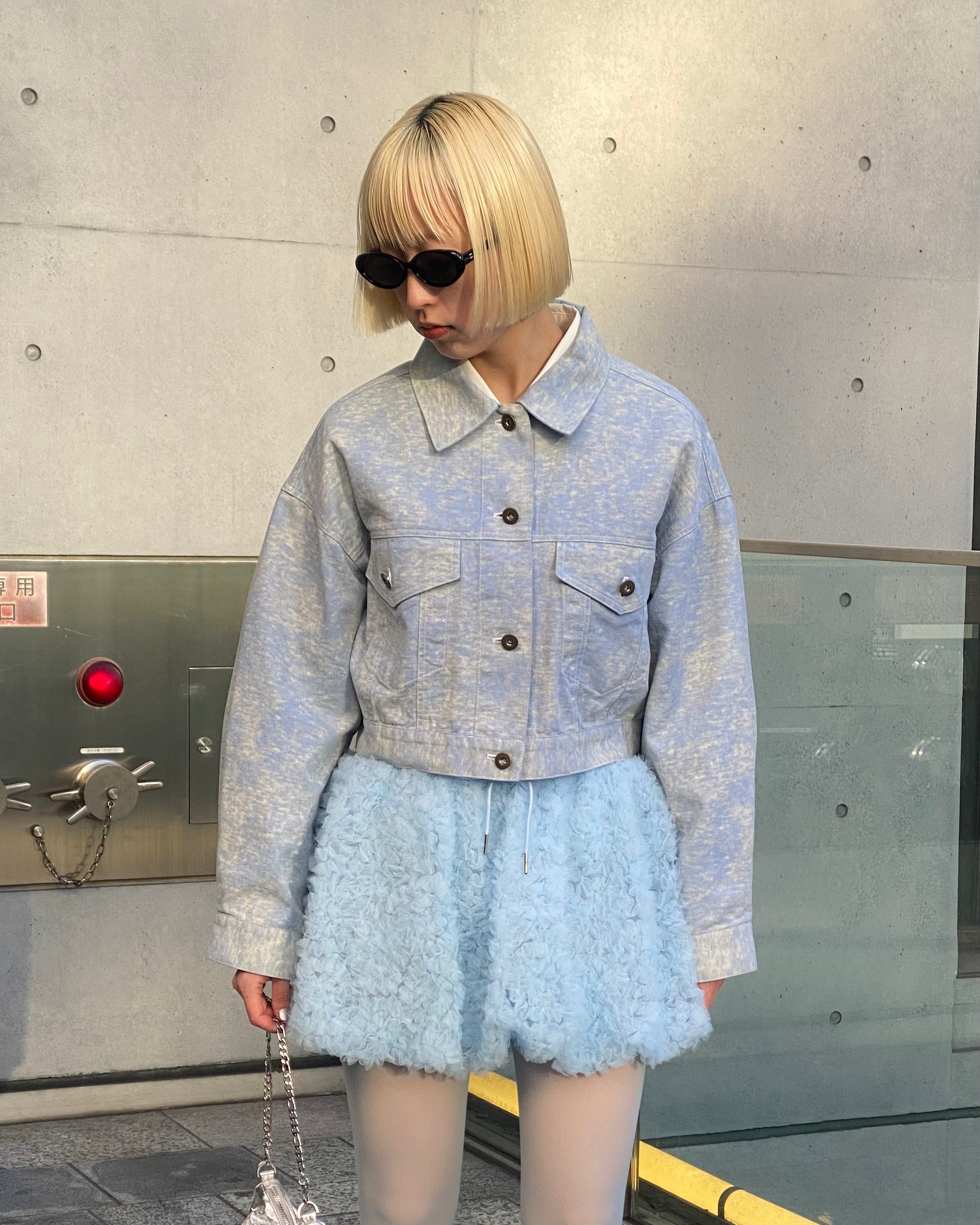 Sky color short jacket