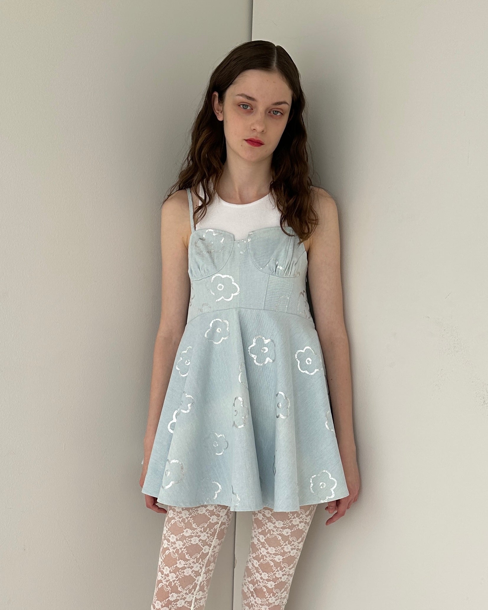 SILVER FLOWER DENIM TUNIC(LIGHT BLUE)