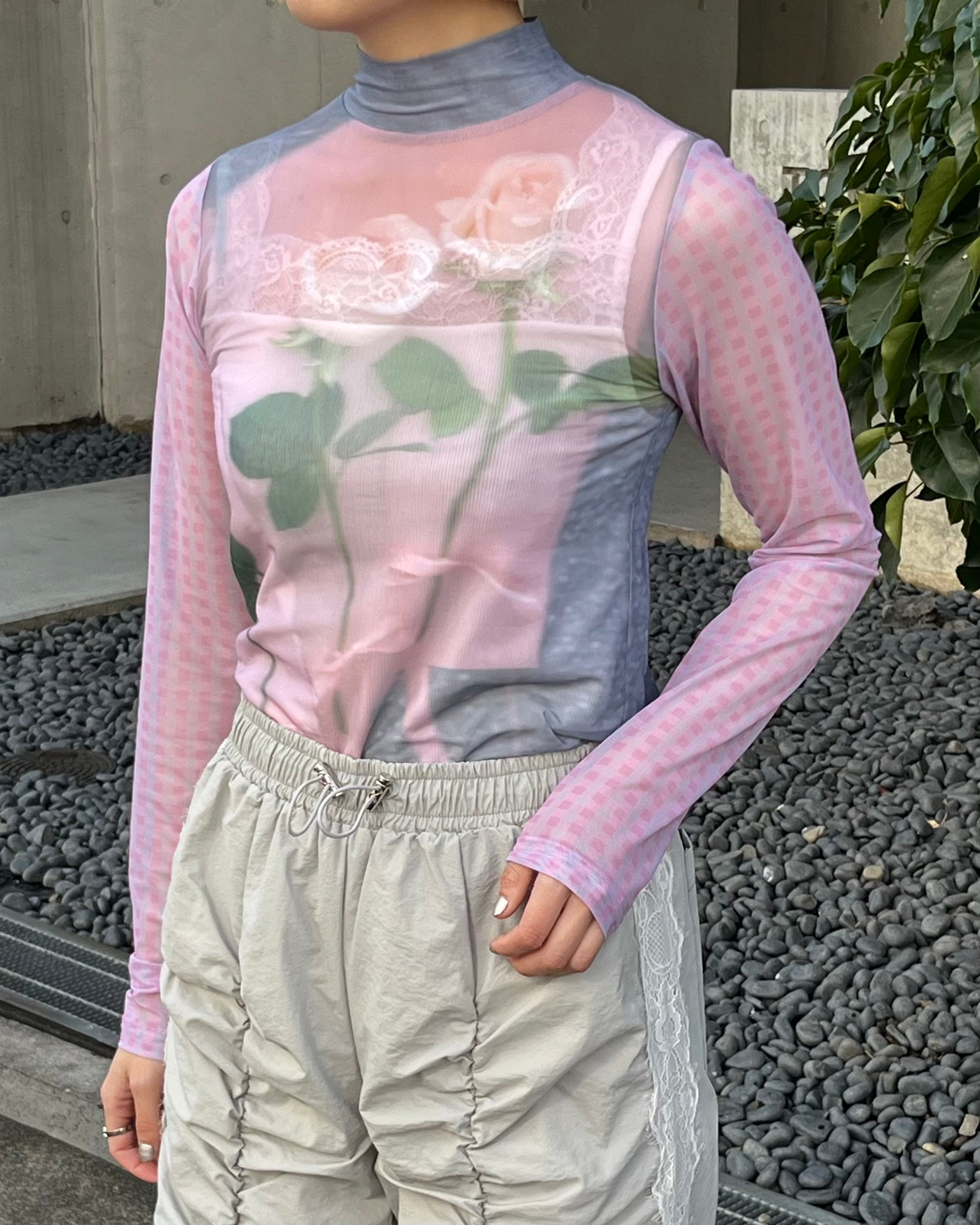 Photo ROSES Pink see-through tops (high neck)