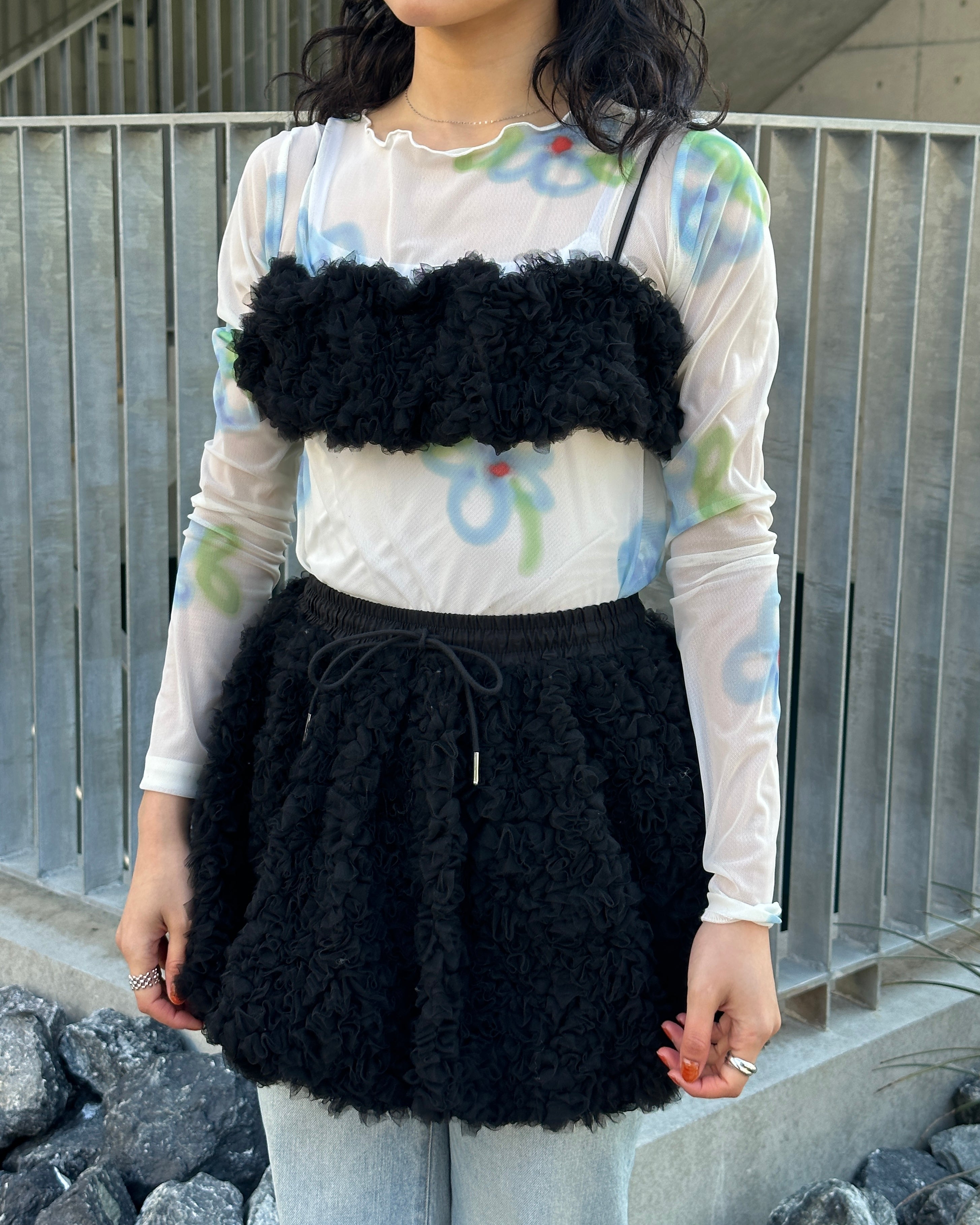Blue spray flower see-through tops (round neck)